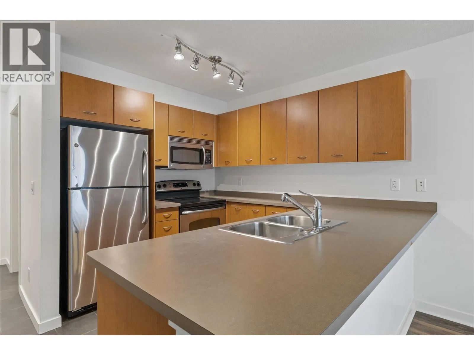 539 Yates Road Unit# 212