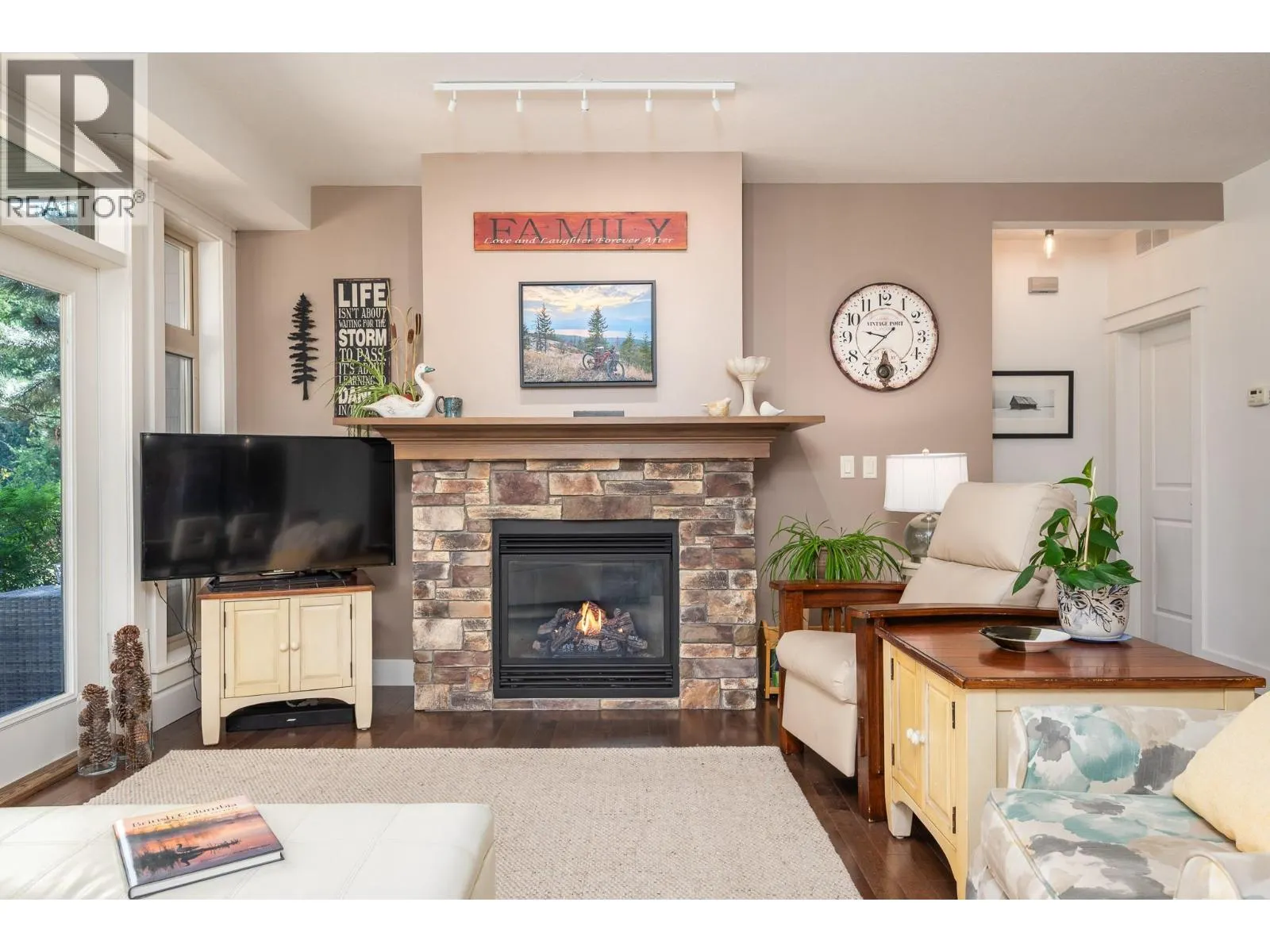 333 Longspoon Drive Unit# 19