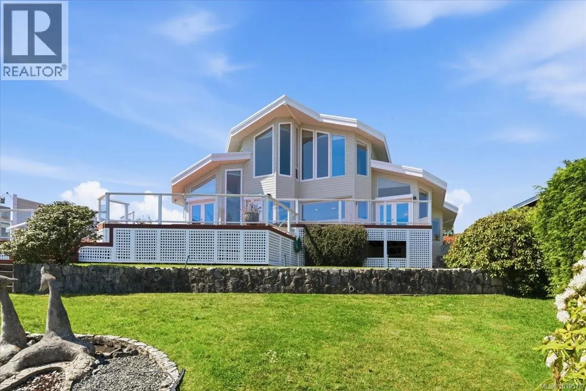 506 Panorama Pl