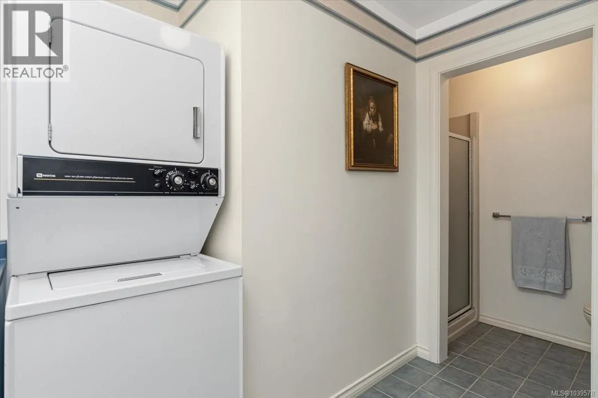 506 Panorama Pl