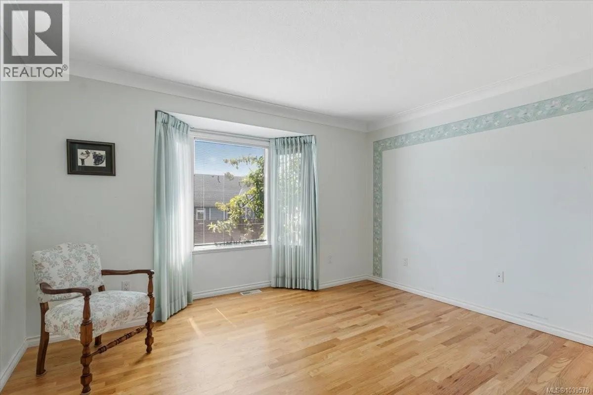 506 Panorama Pl