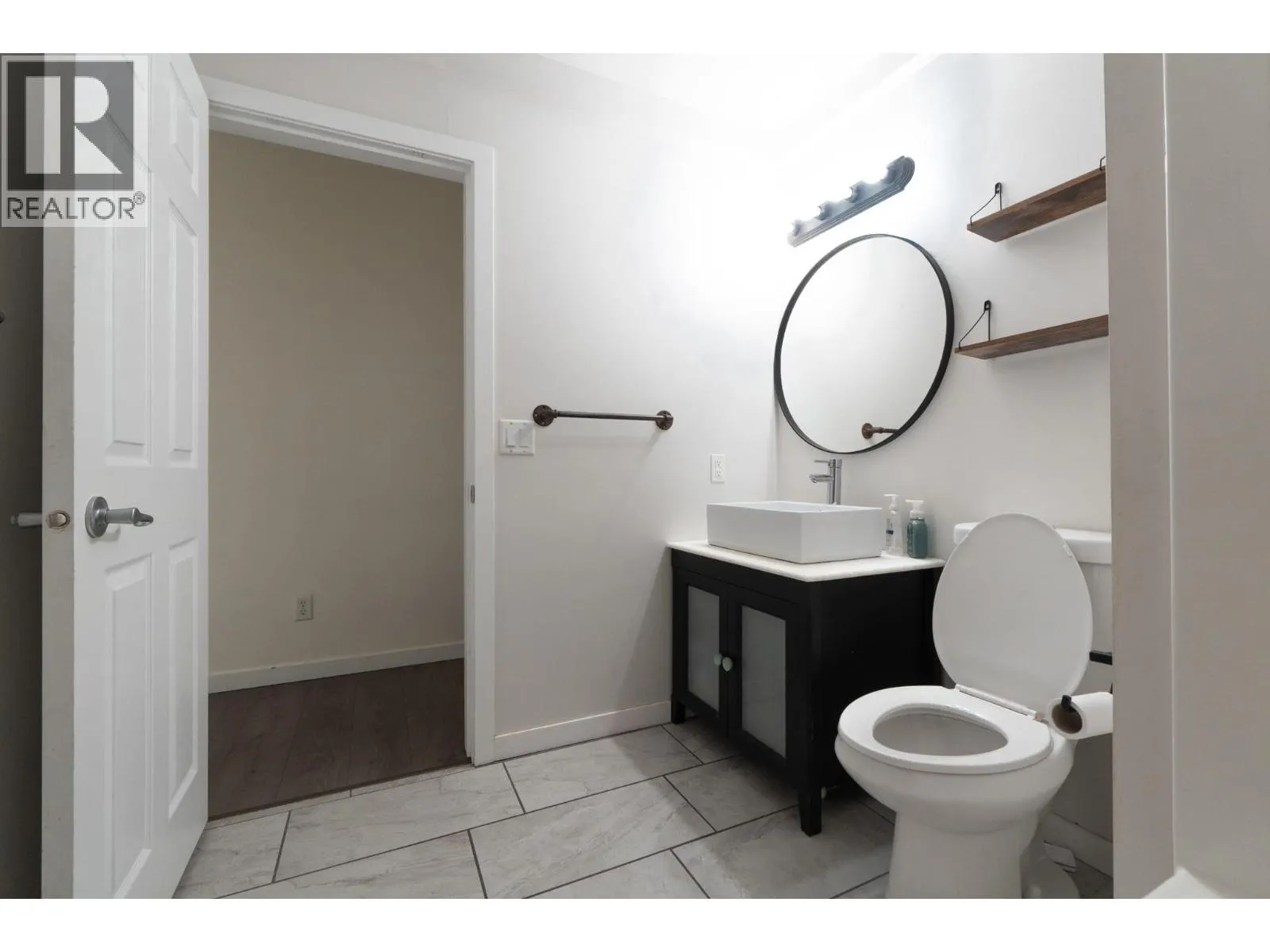 778 Rutland Road Unit# 408
