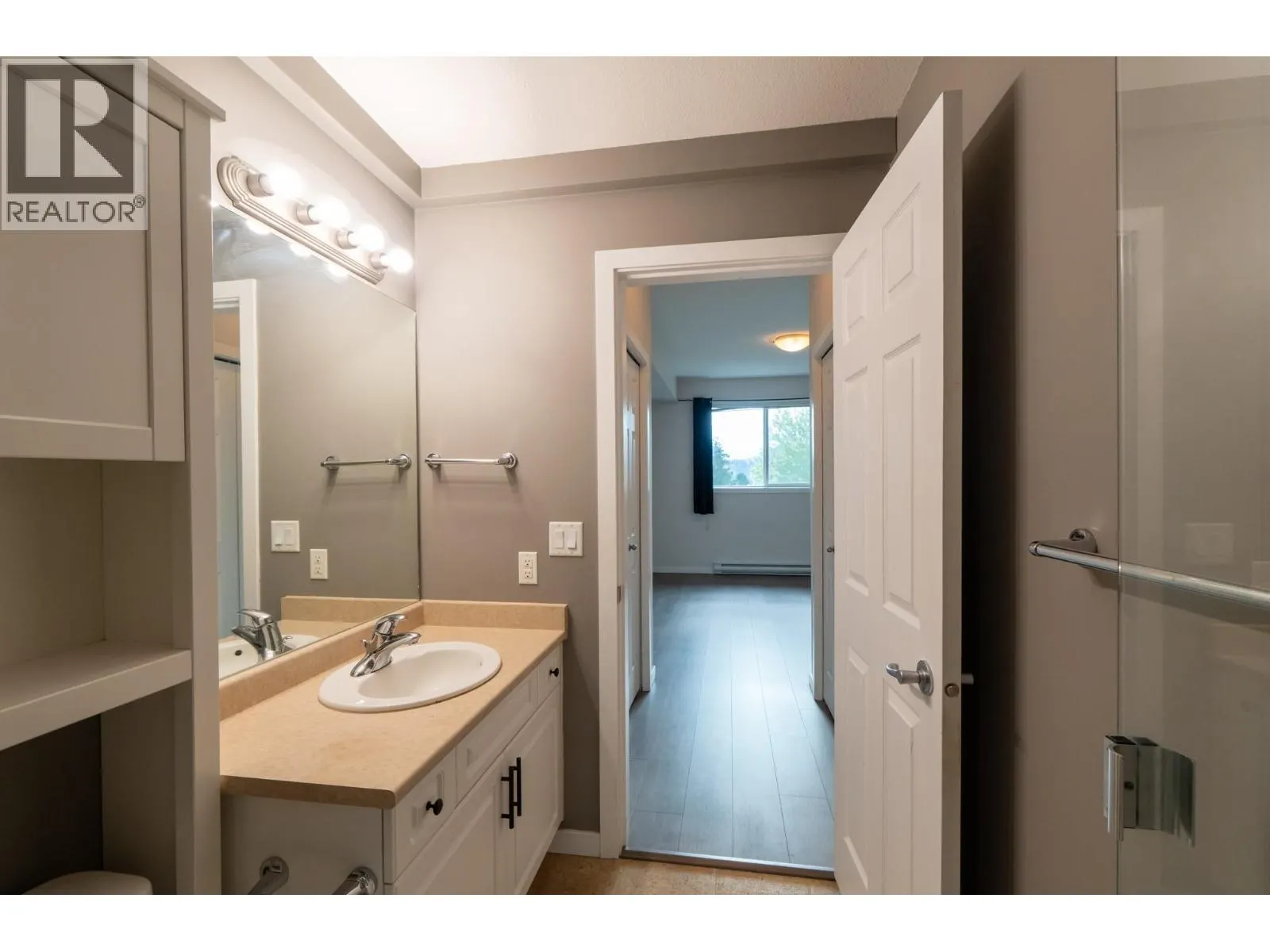 778 Rutland Road Unit# 408