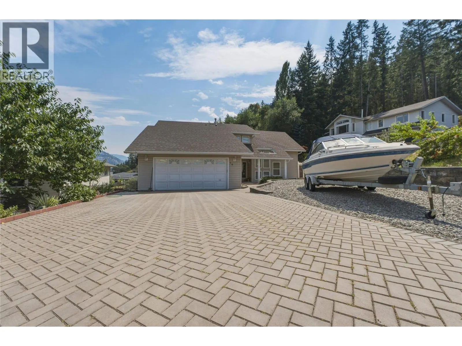 19 Preston Crescent