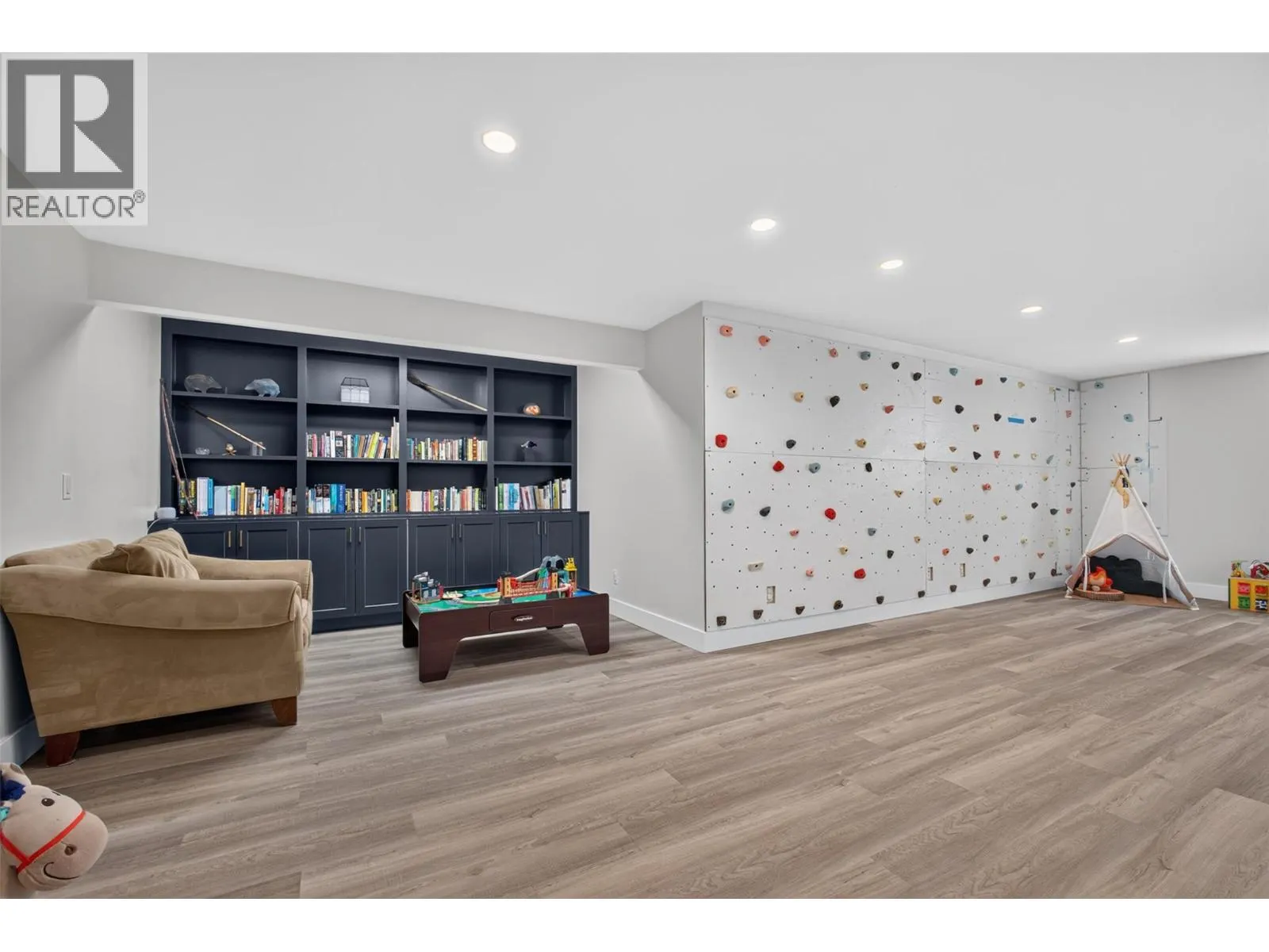 5507 Lee Lane