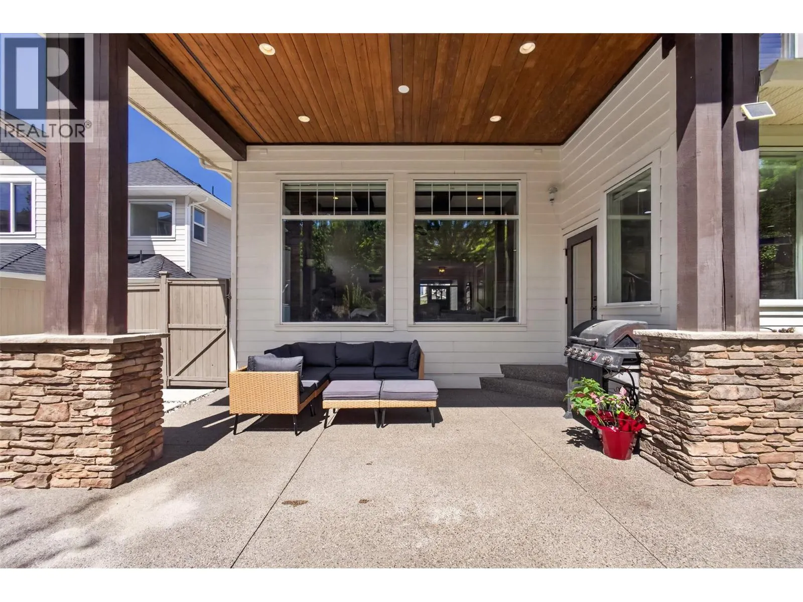 5507 Lee Lane