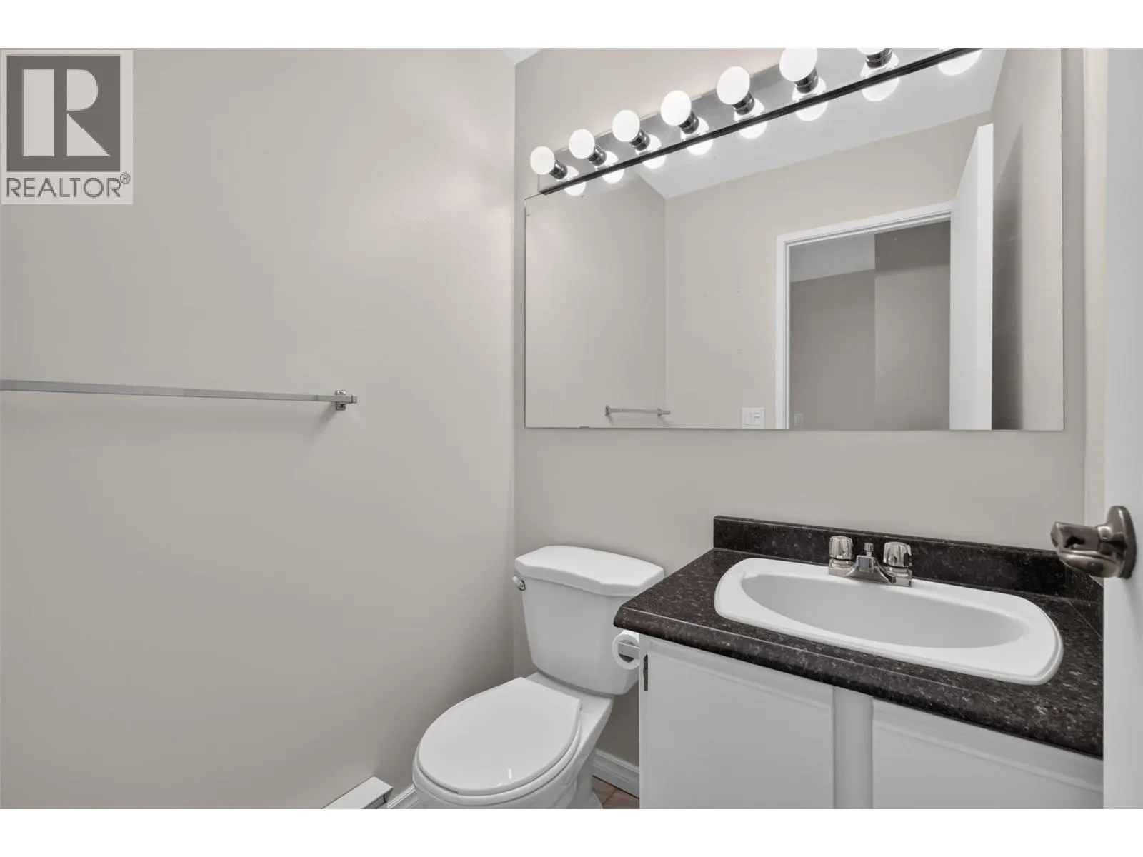 3160 De Montreuil Court Unit# 400