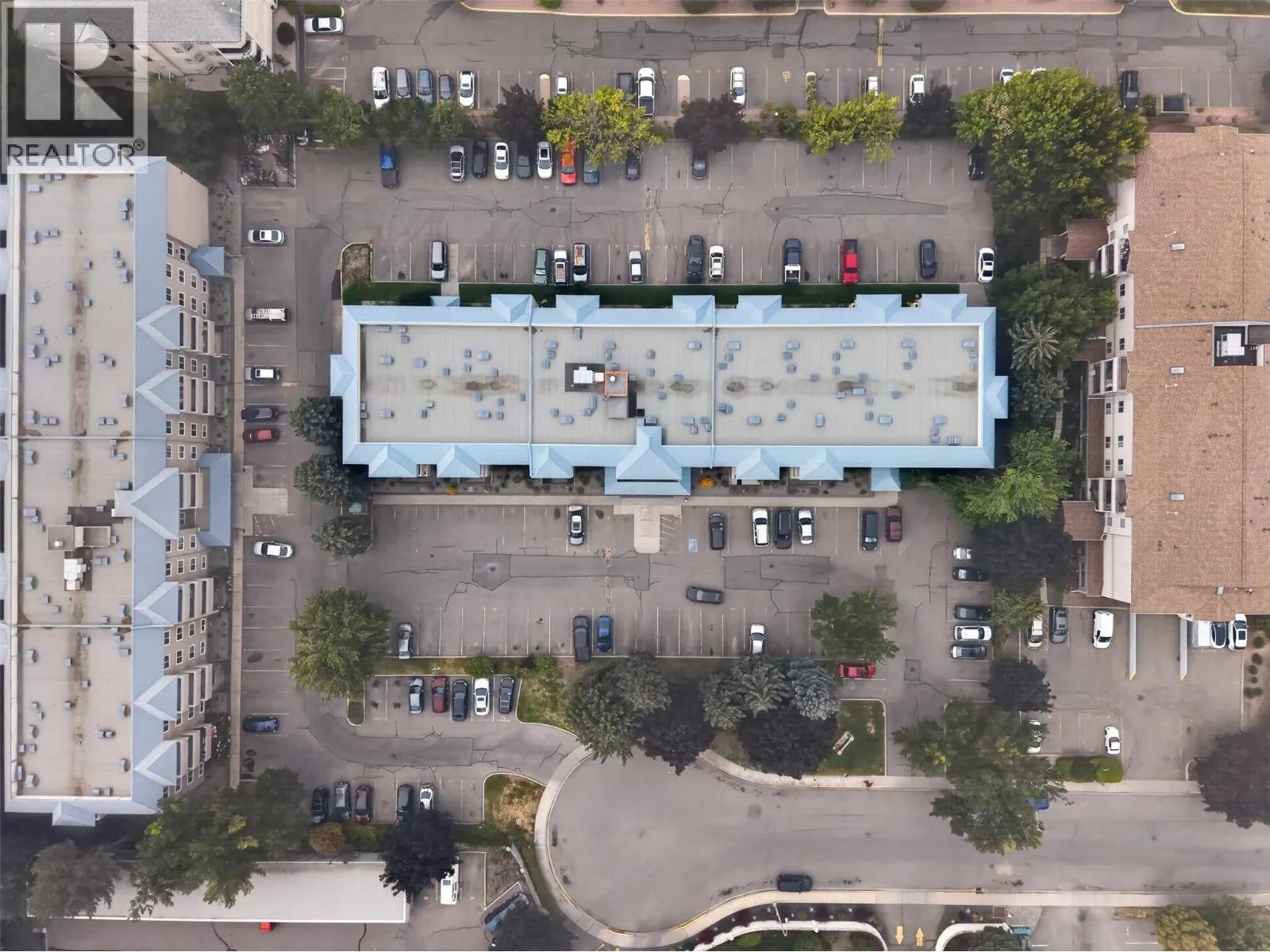 3160 De Montreuil Court Unit# 400