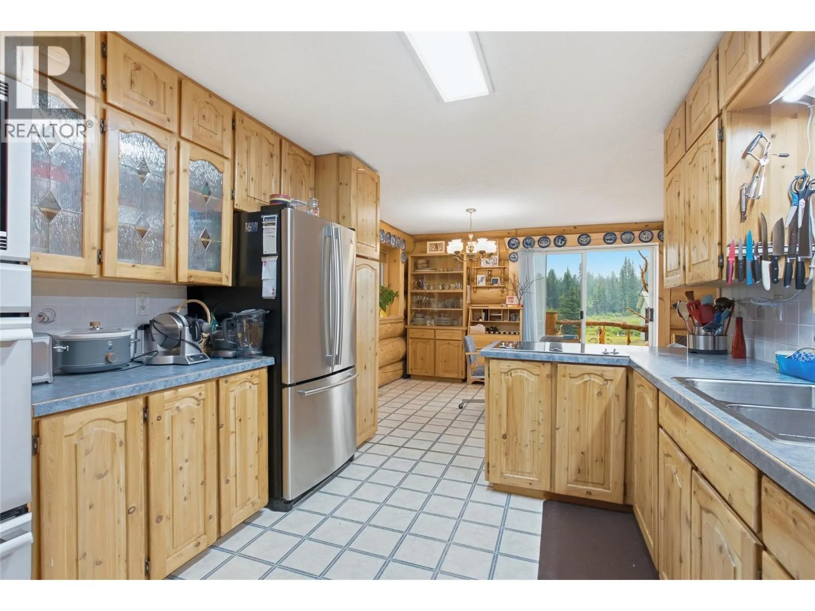 9736 Cariboo 97 Highway