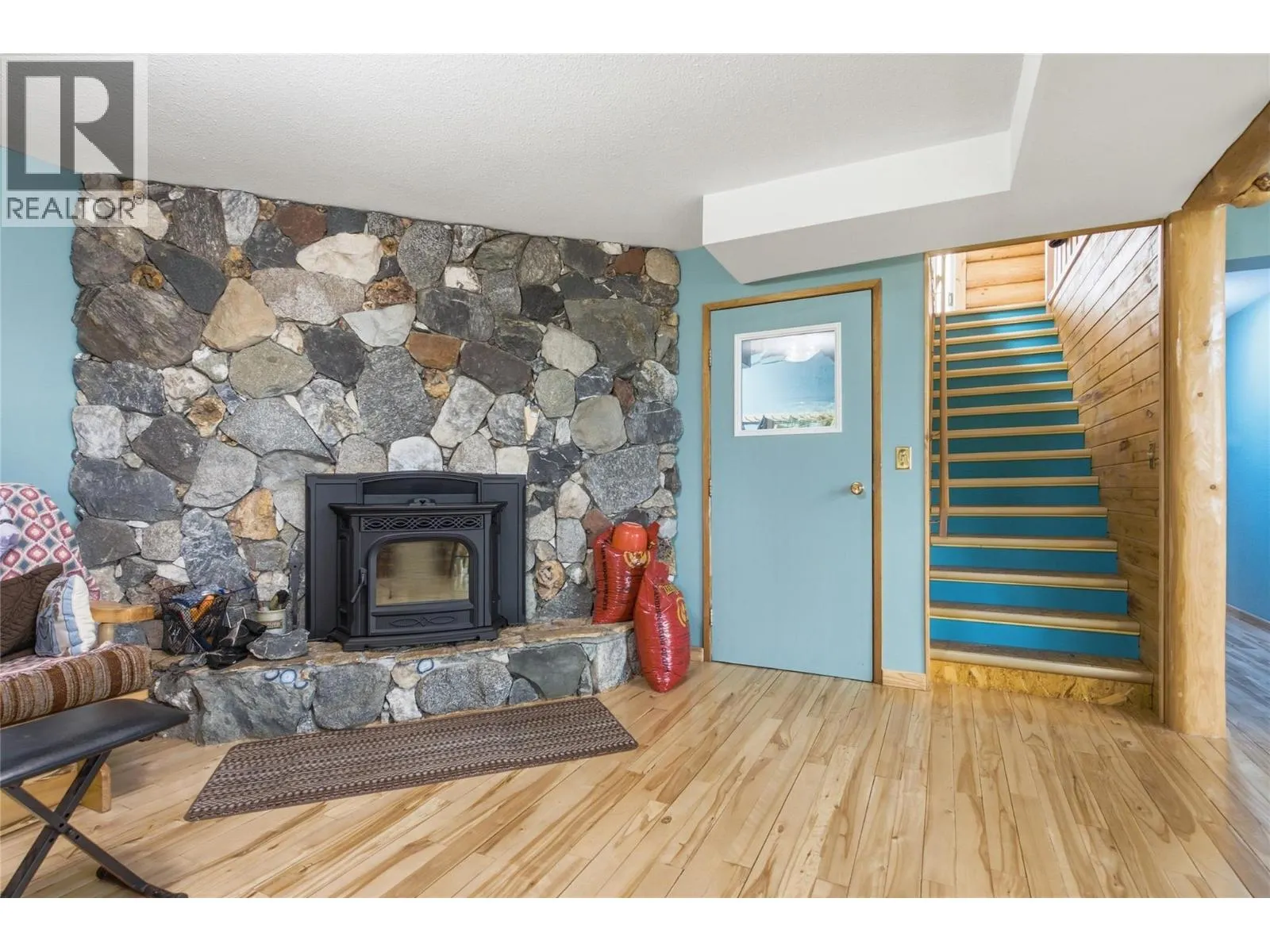 9736 Cariboo 97 Highway