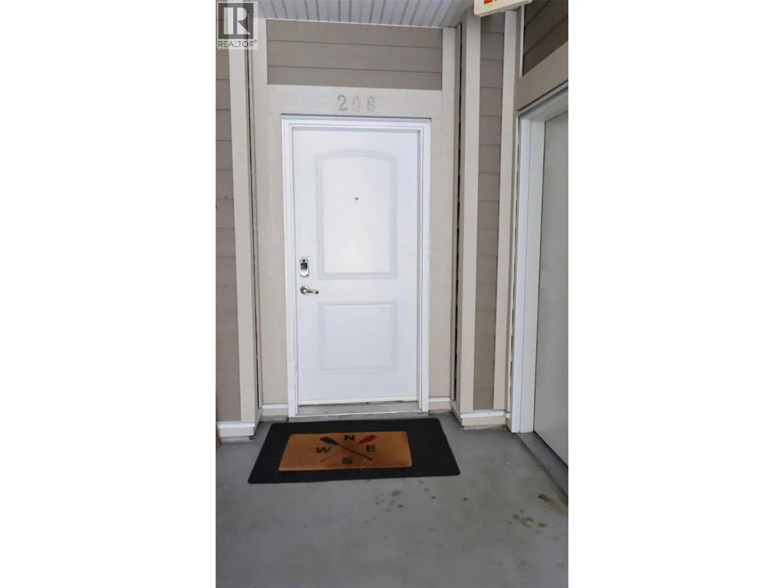 302 Mara Lake Lane Unit# 208