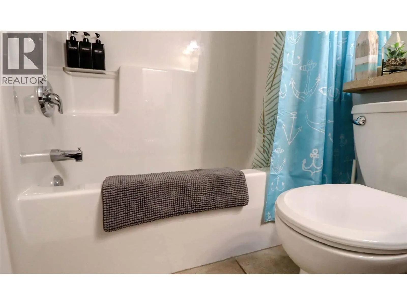 302 Mara Lake Lane Unit# 208