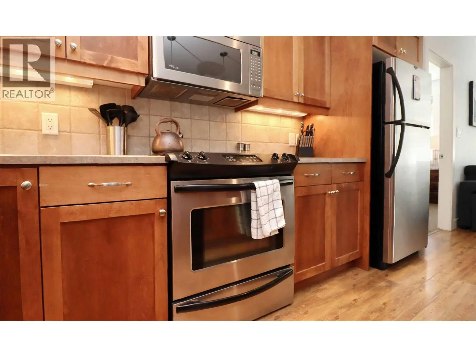 302 Mara Lake Lane Unit# 208