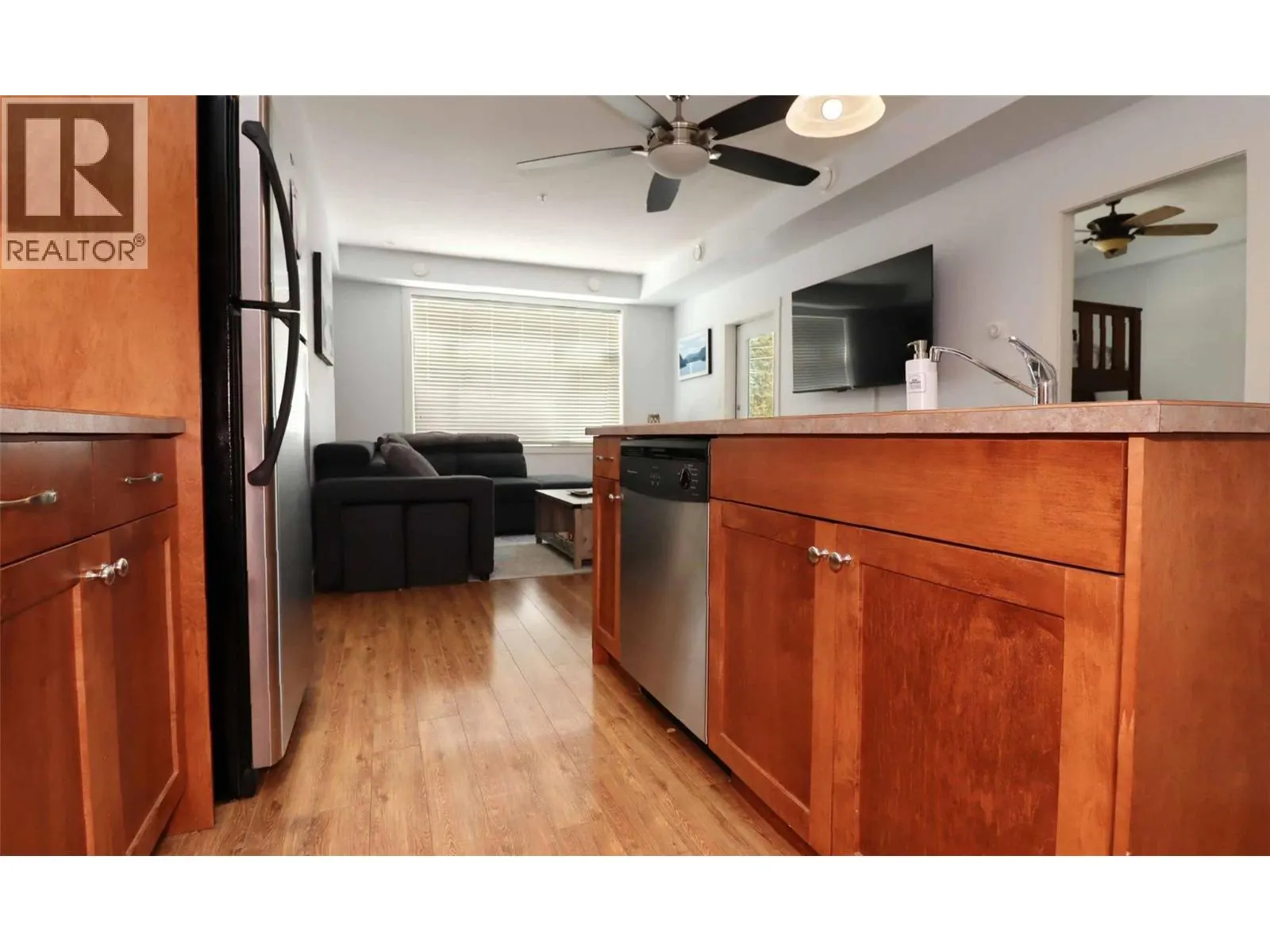 302 Mara Lake Lane Unit# 208