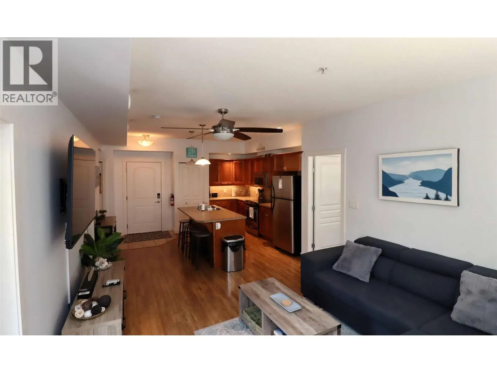 302 Mara Lake Lane Unit# 208