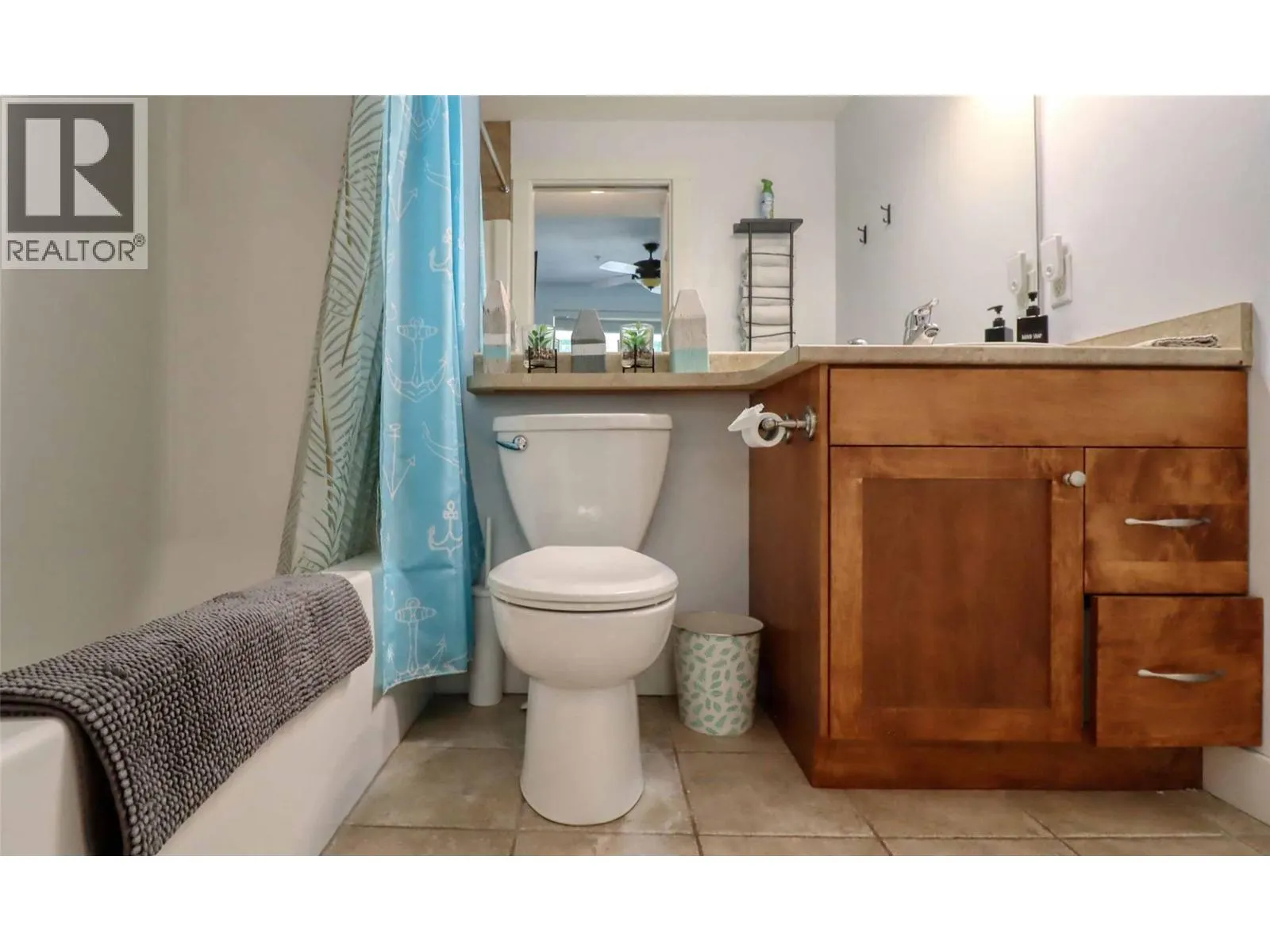 302 Mara Lake Lane Unit# 208