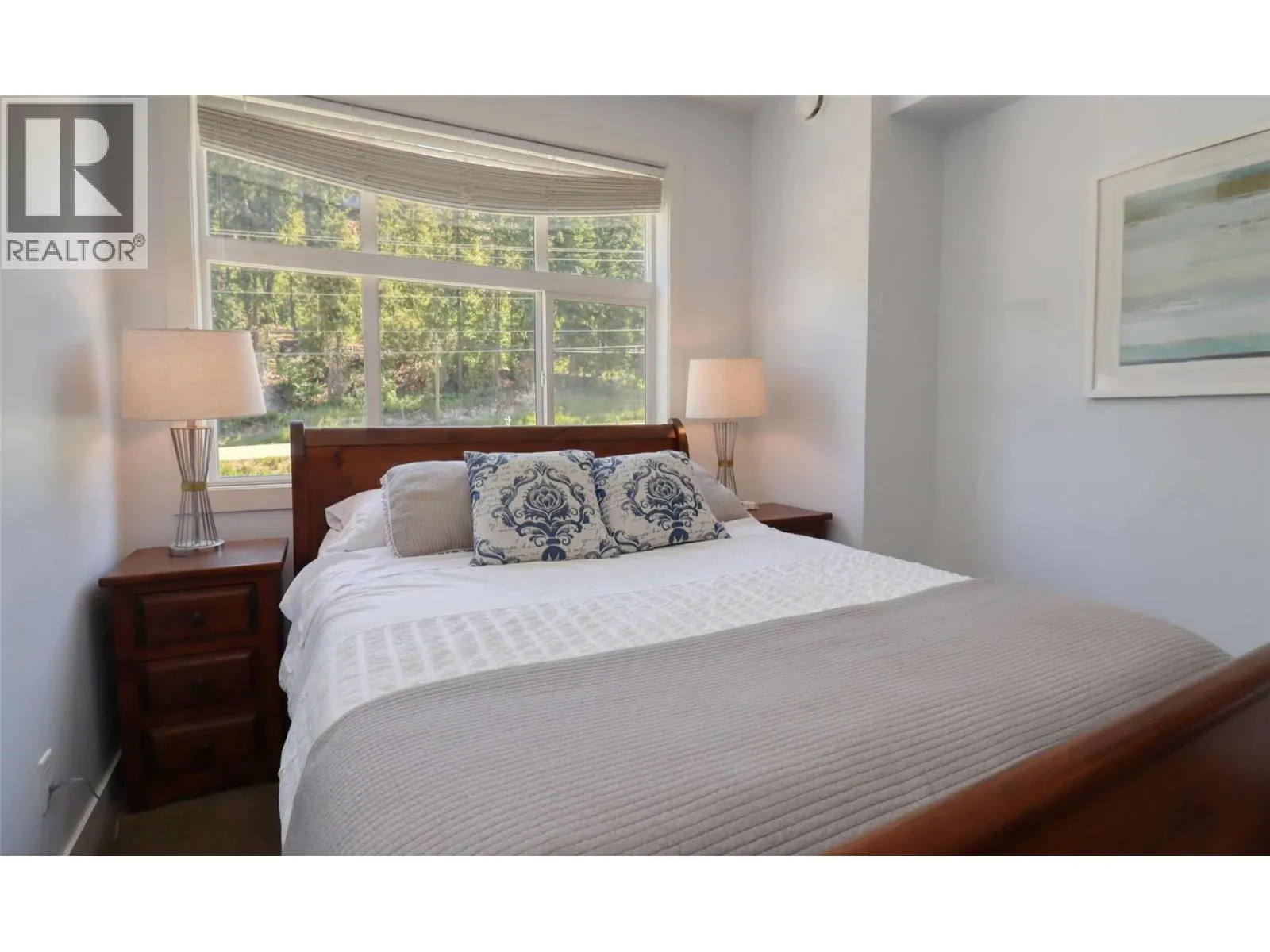 302 Mara Lake Lane Unit# 208