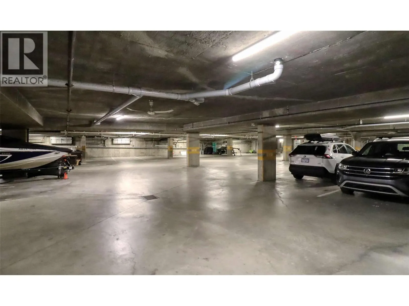 302 Mara Lake Lane Unit# 208
