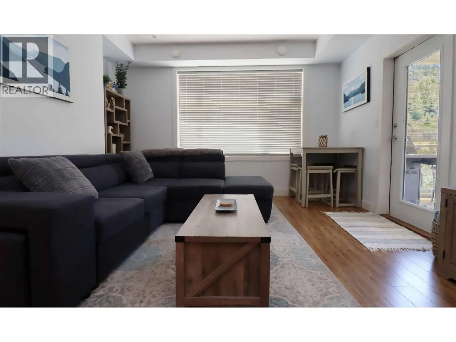 302 Mara Lake Lane Unit# 208