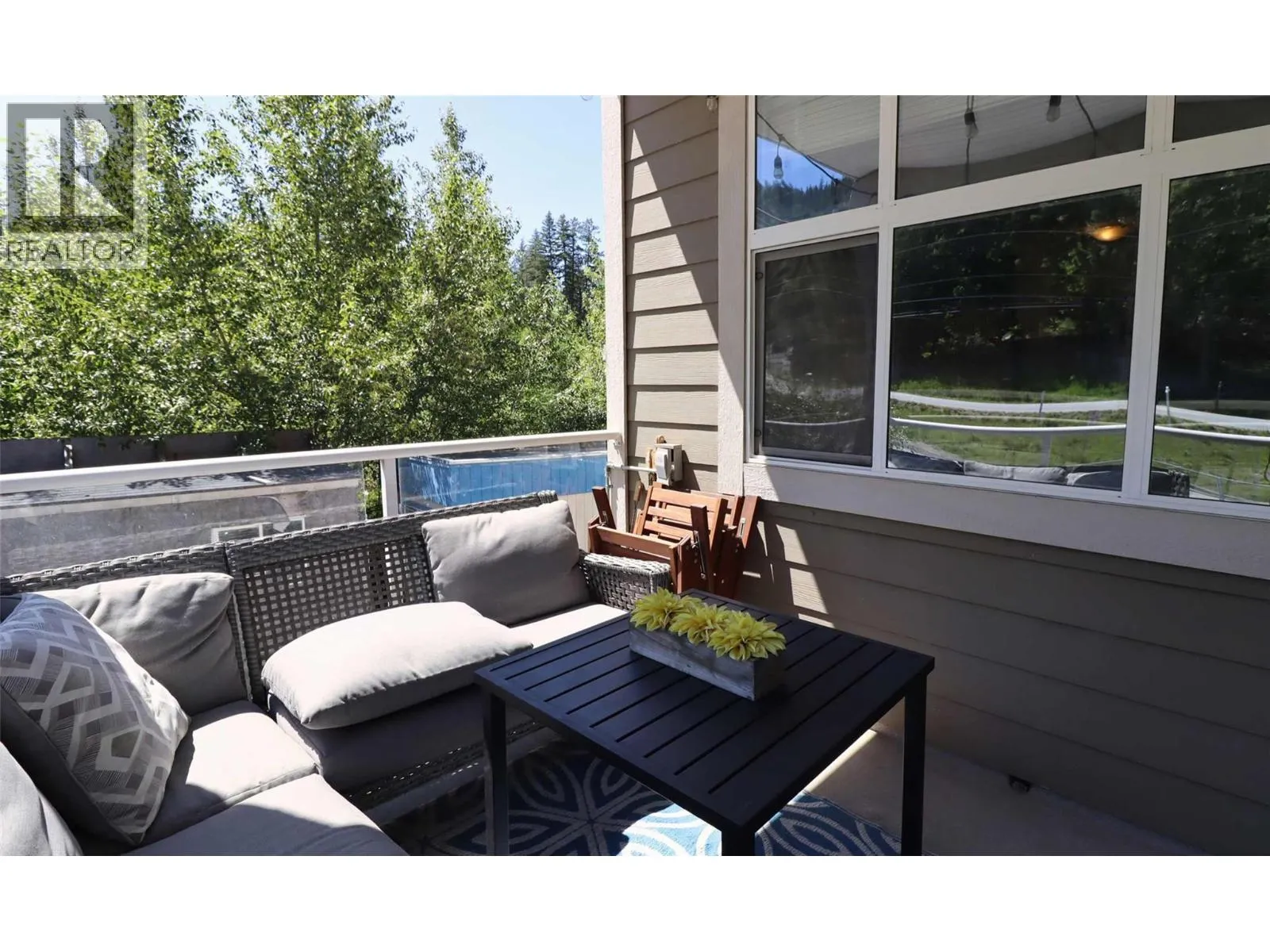 302 Mara Lake Lane Unit# 208