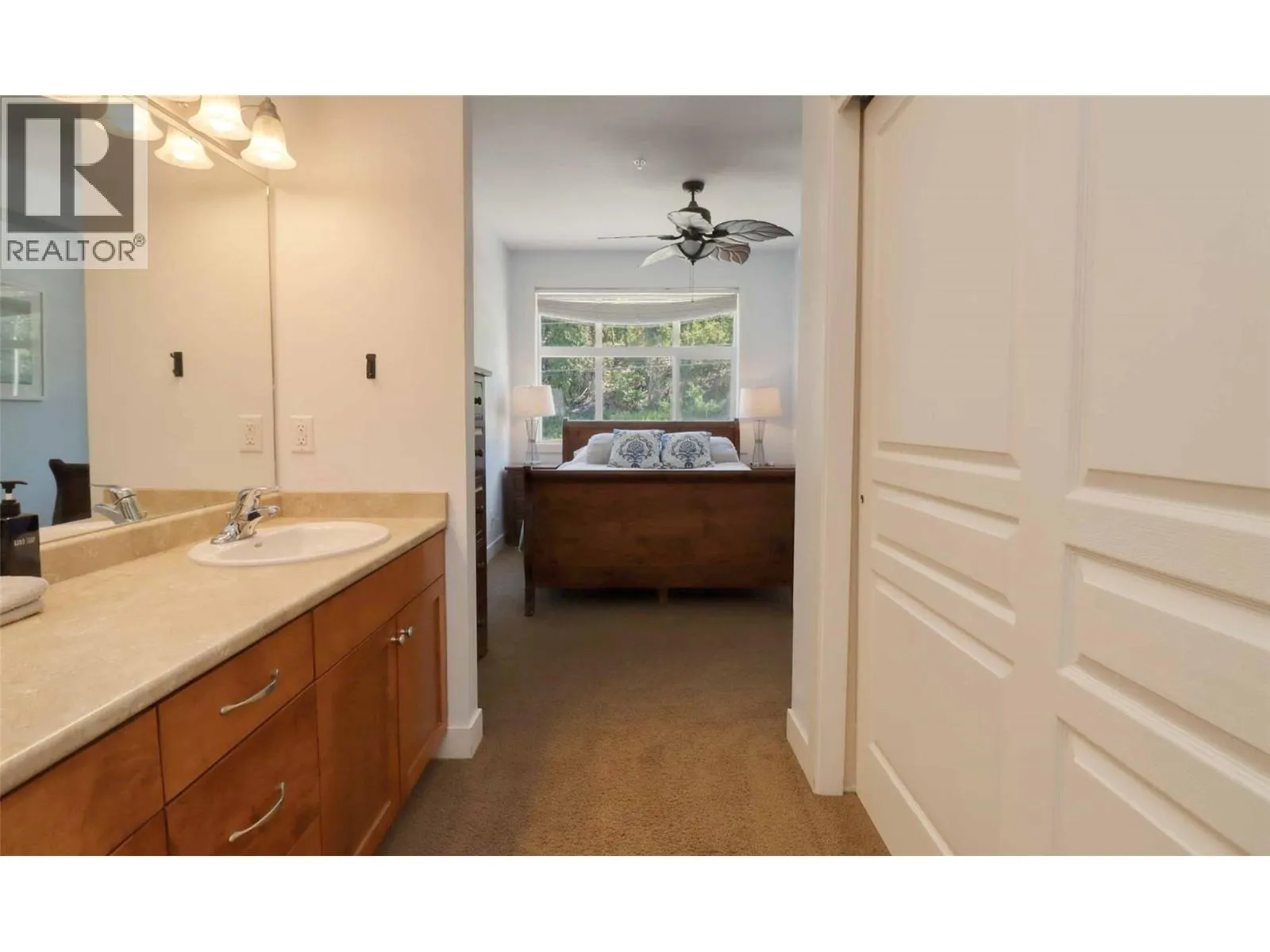 302 Mara Lake Lane Unit# 208