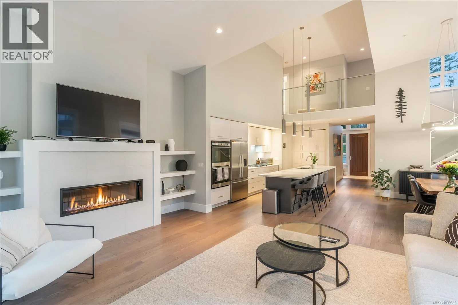 266 Crestline Terr