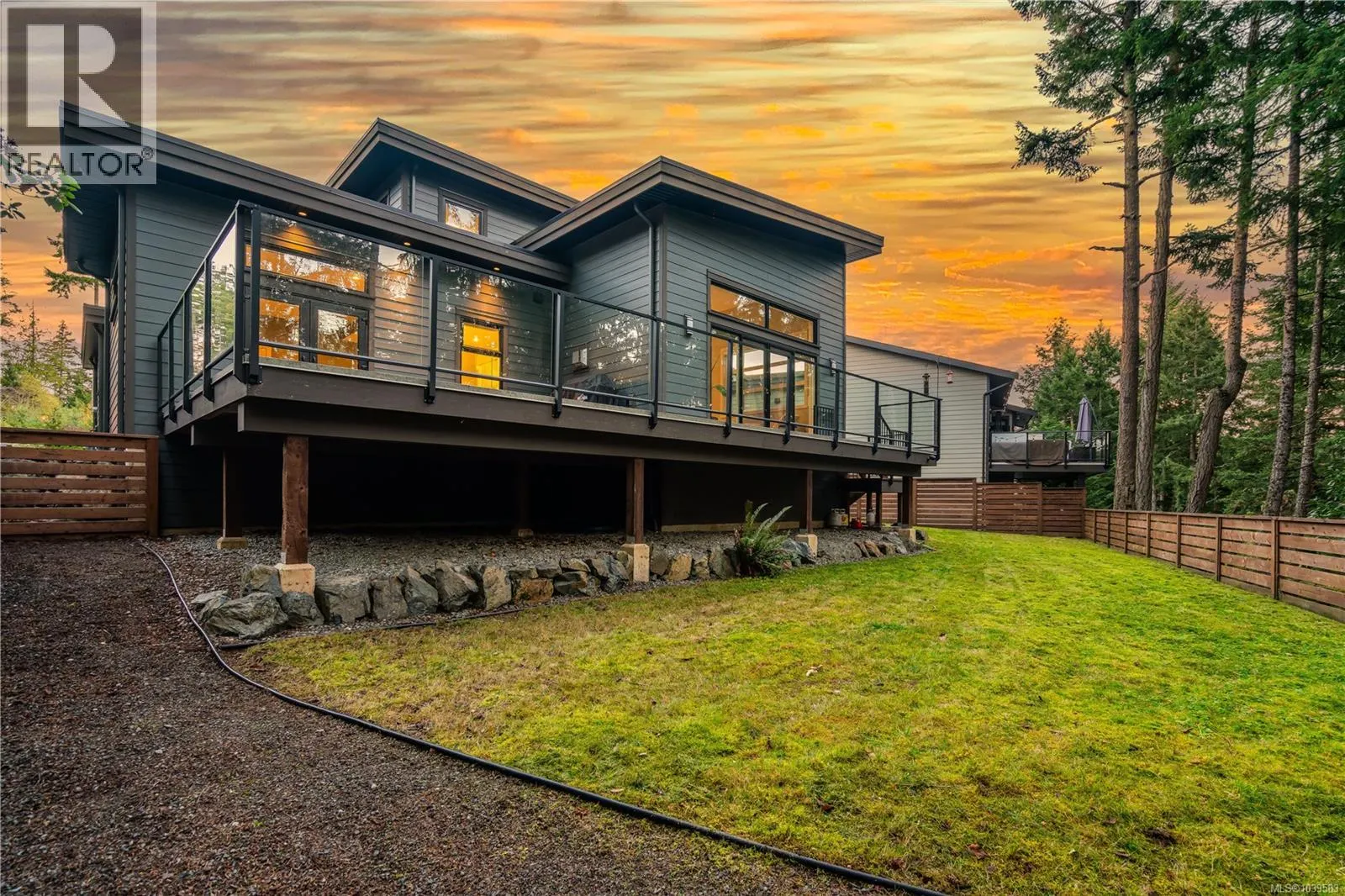 266 Crestline Terr