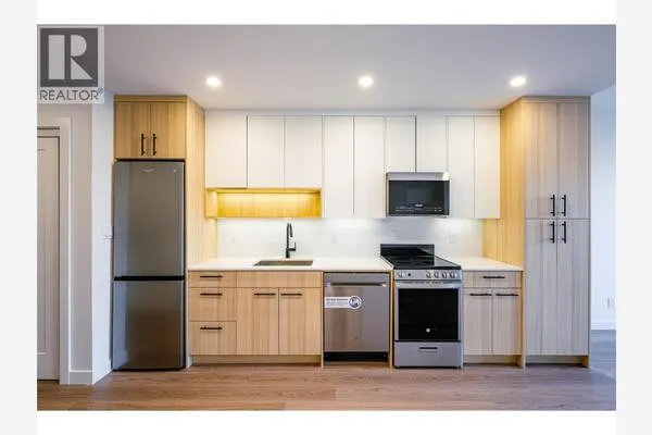 1380 Pridham Avenue Unit# 314