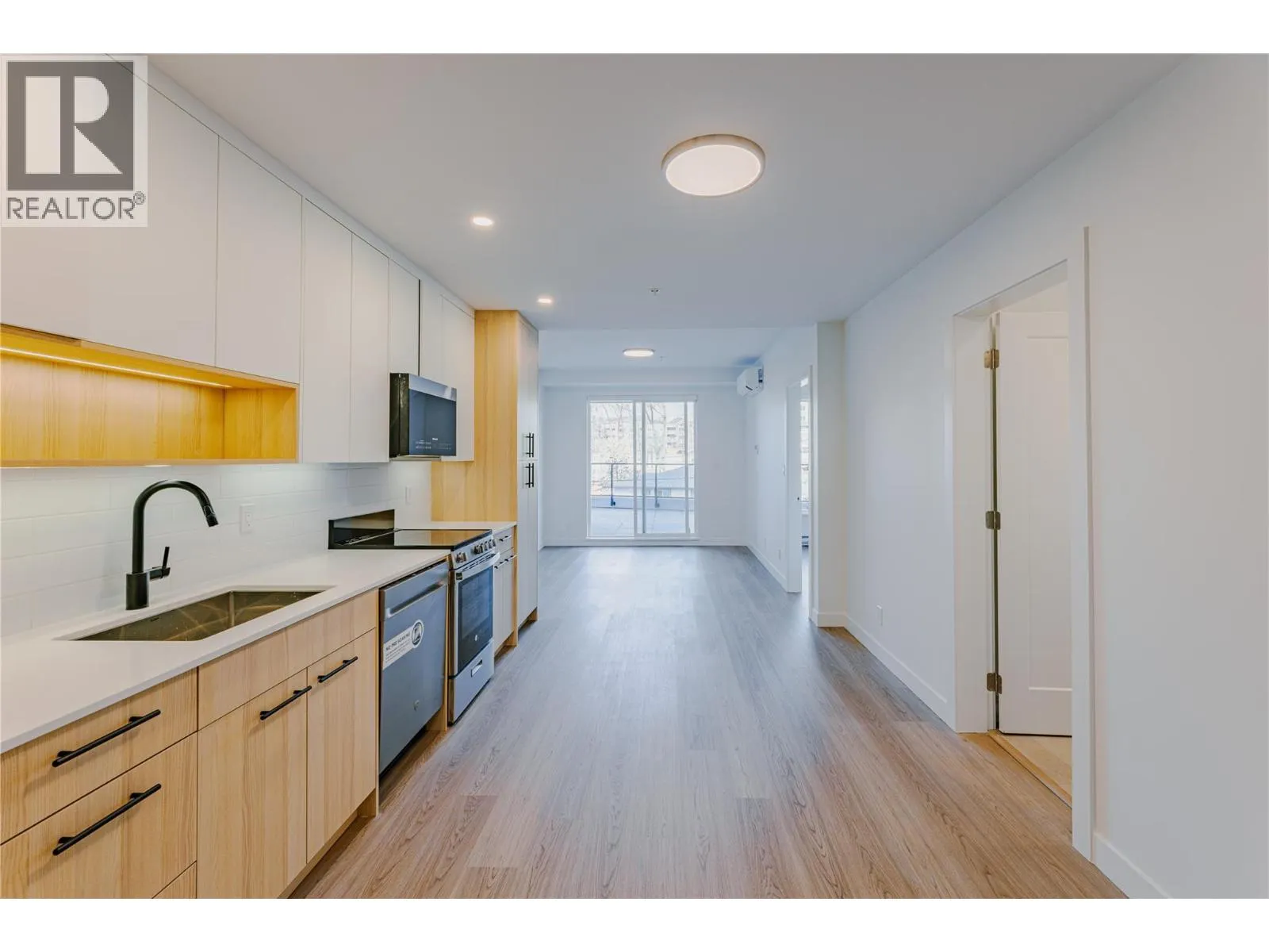1380 Pridham Avenue Unit# 314