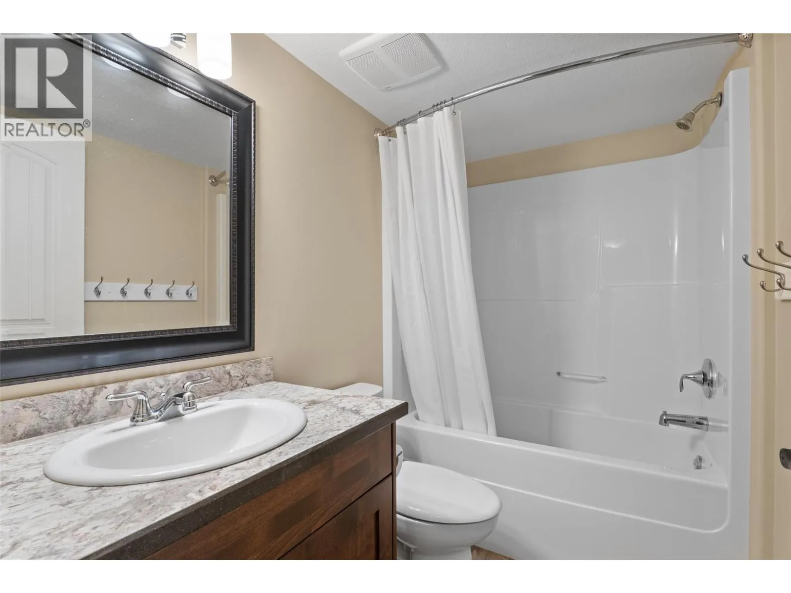 4498 Squilax Anglemont Road Unit# 39