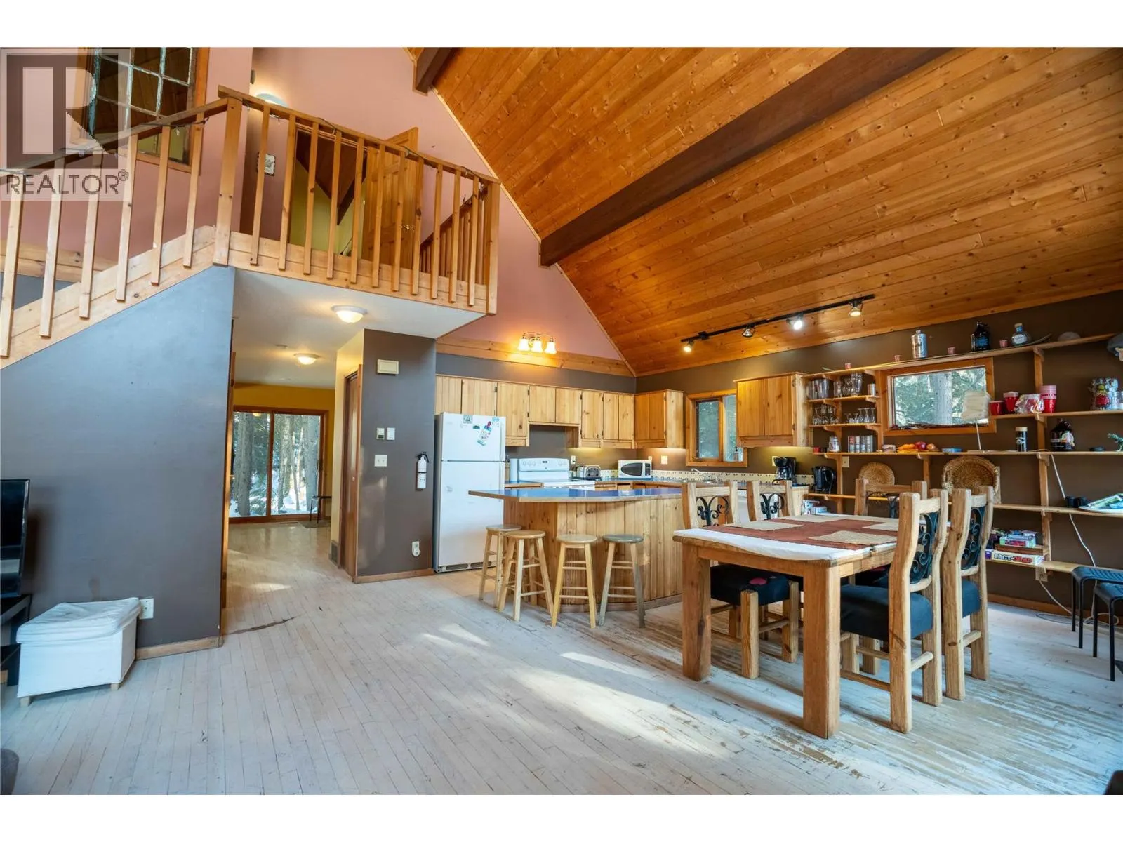 3014 Mcinnes Road