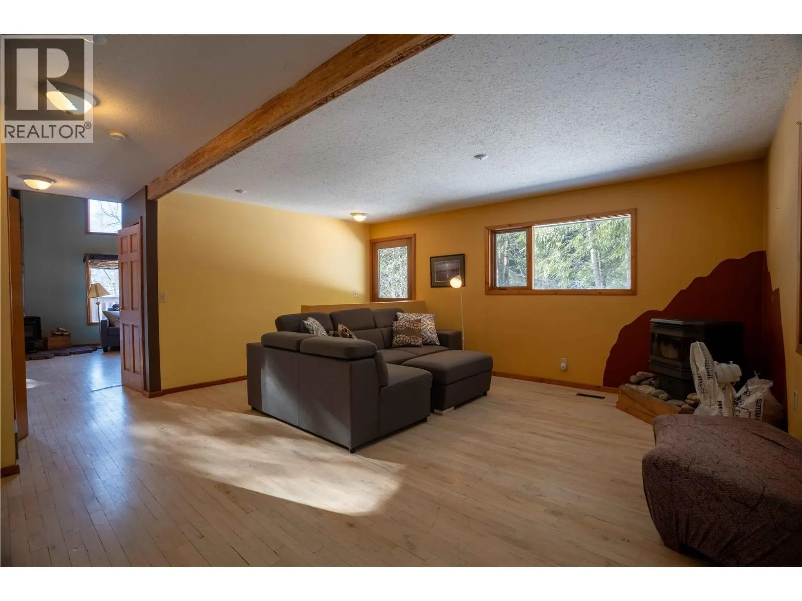 3014 Mcinnes Road