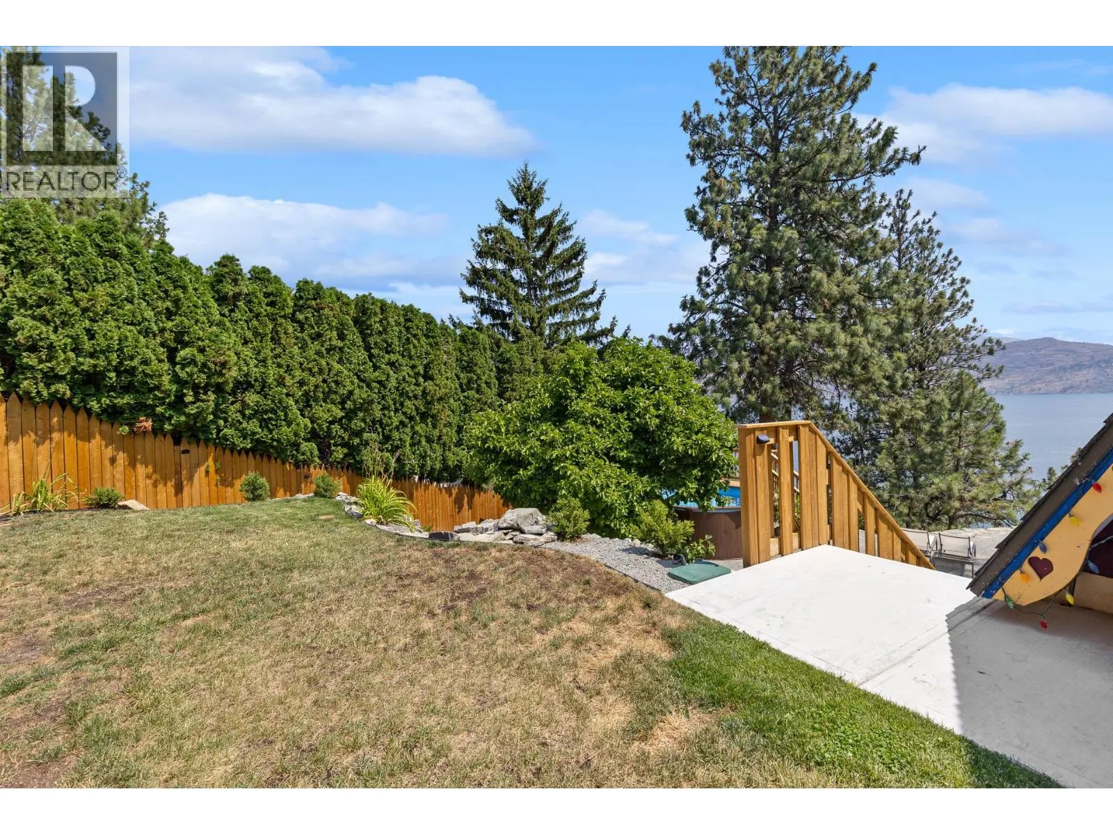6431 Renfrew Road