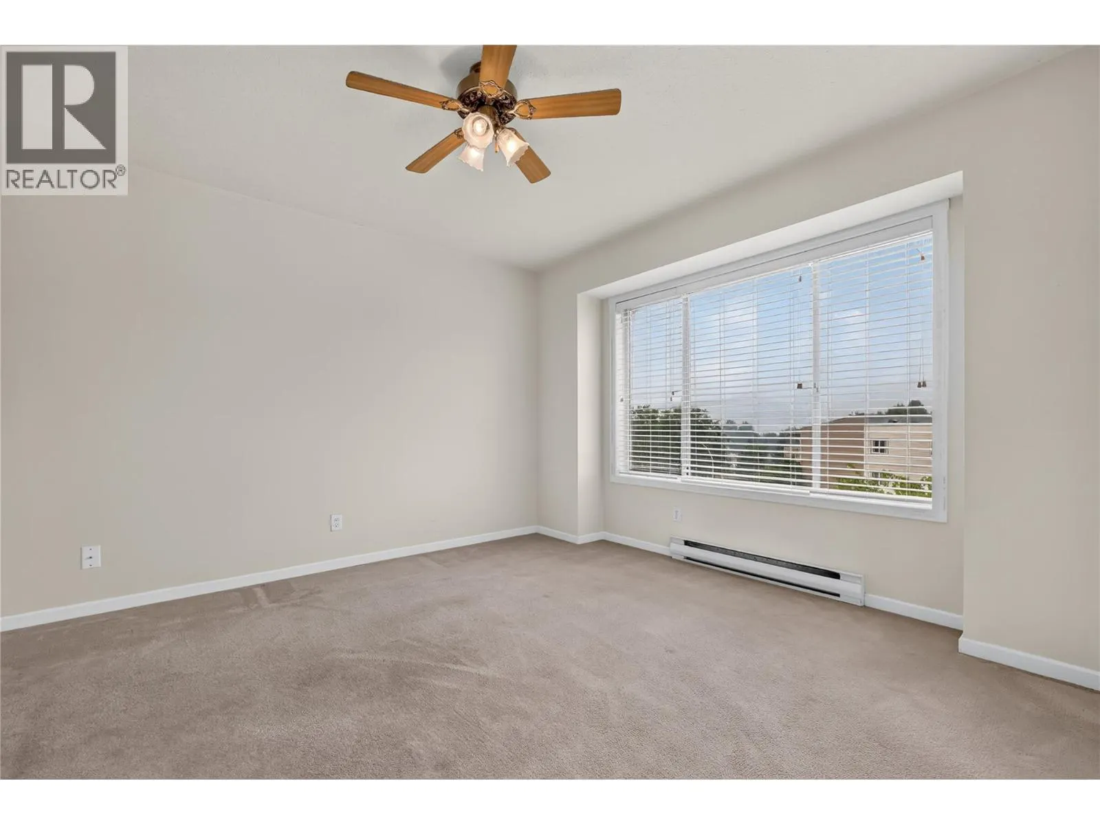 780 Houghton Road Unit# 411