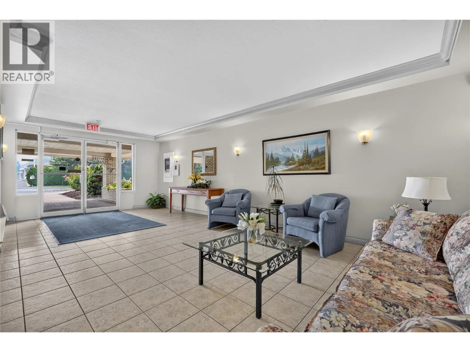 780 Houghton Road Unit# 411