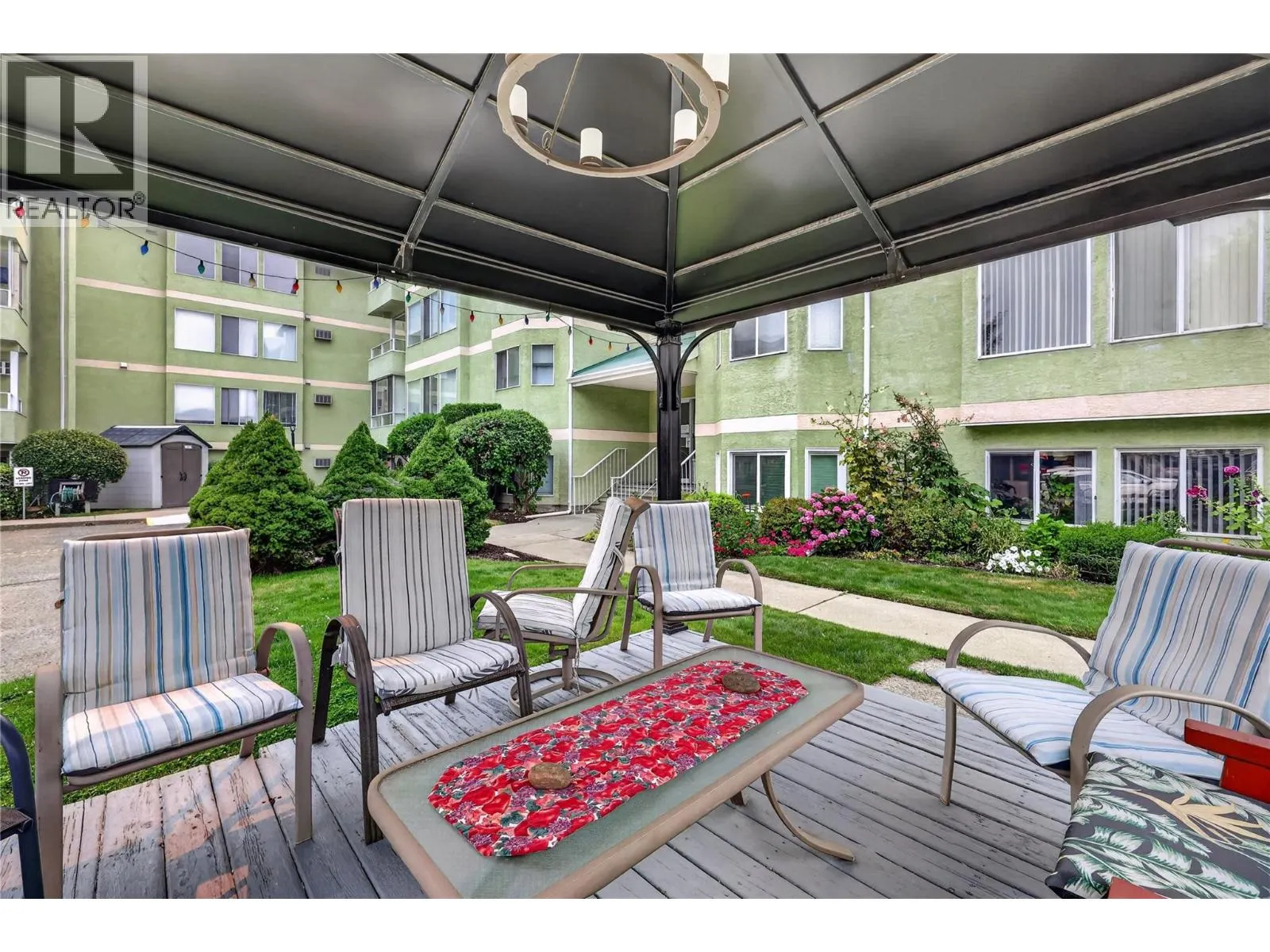 780 Houghton Road Unit# 411