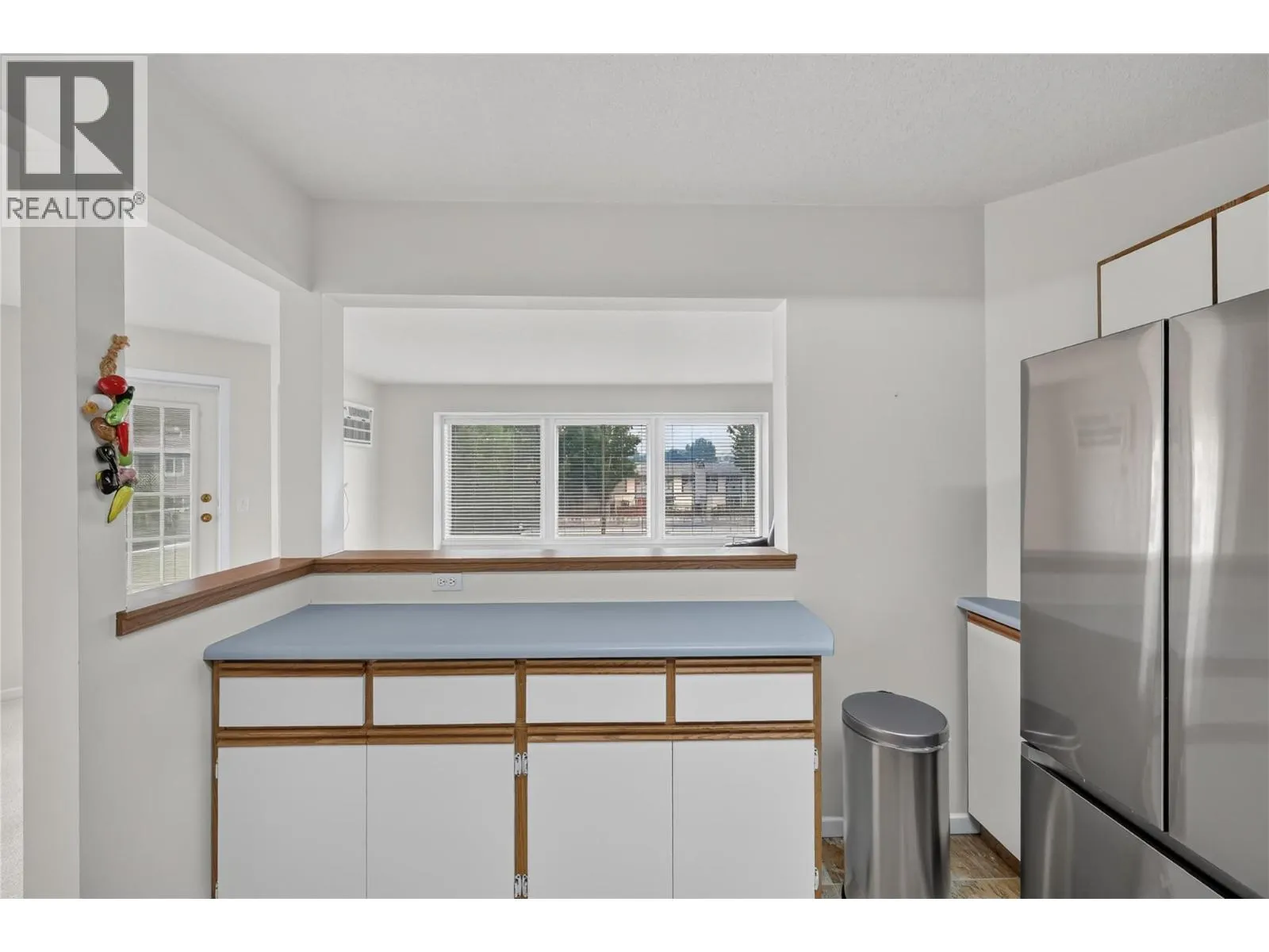 780 Houghton Road Unit# 411