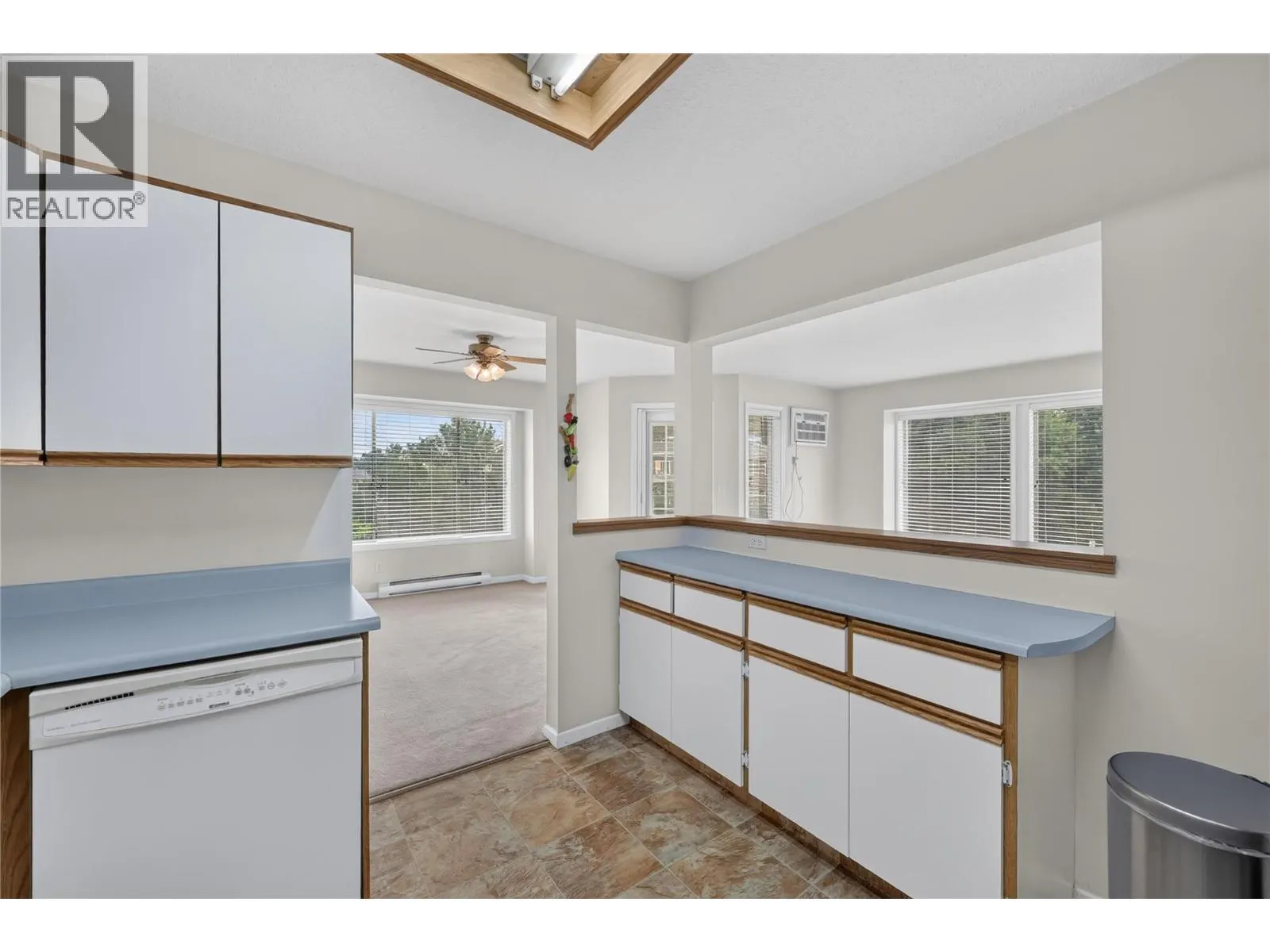 780 Houghton Road Unit# 411