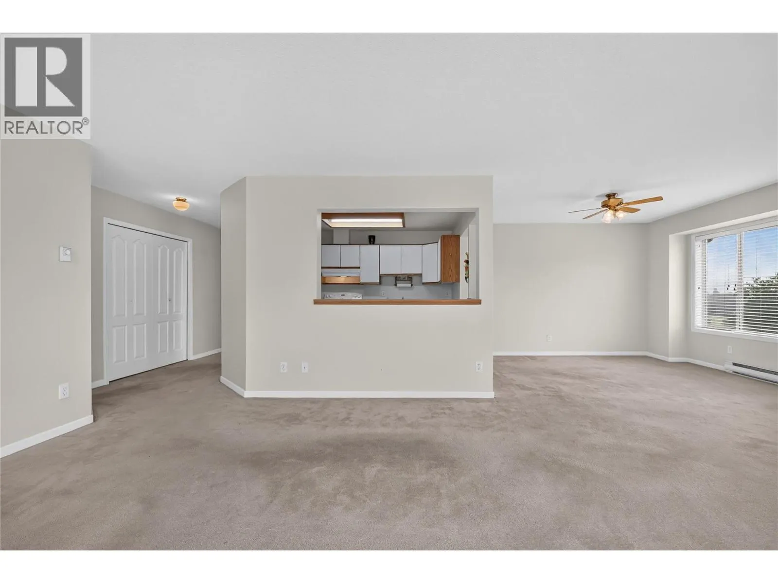 780 Houghton Road Unit# 411