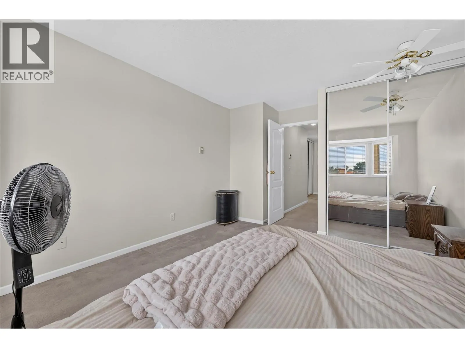780 Houghton Road Unit# 411