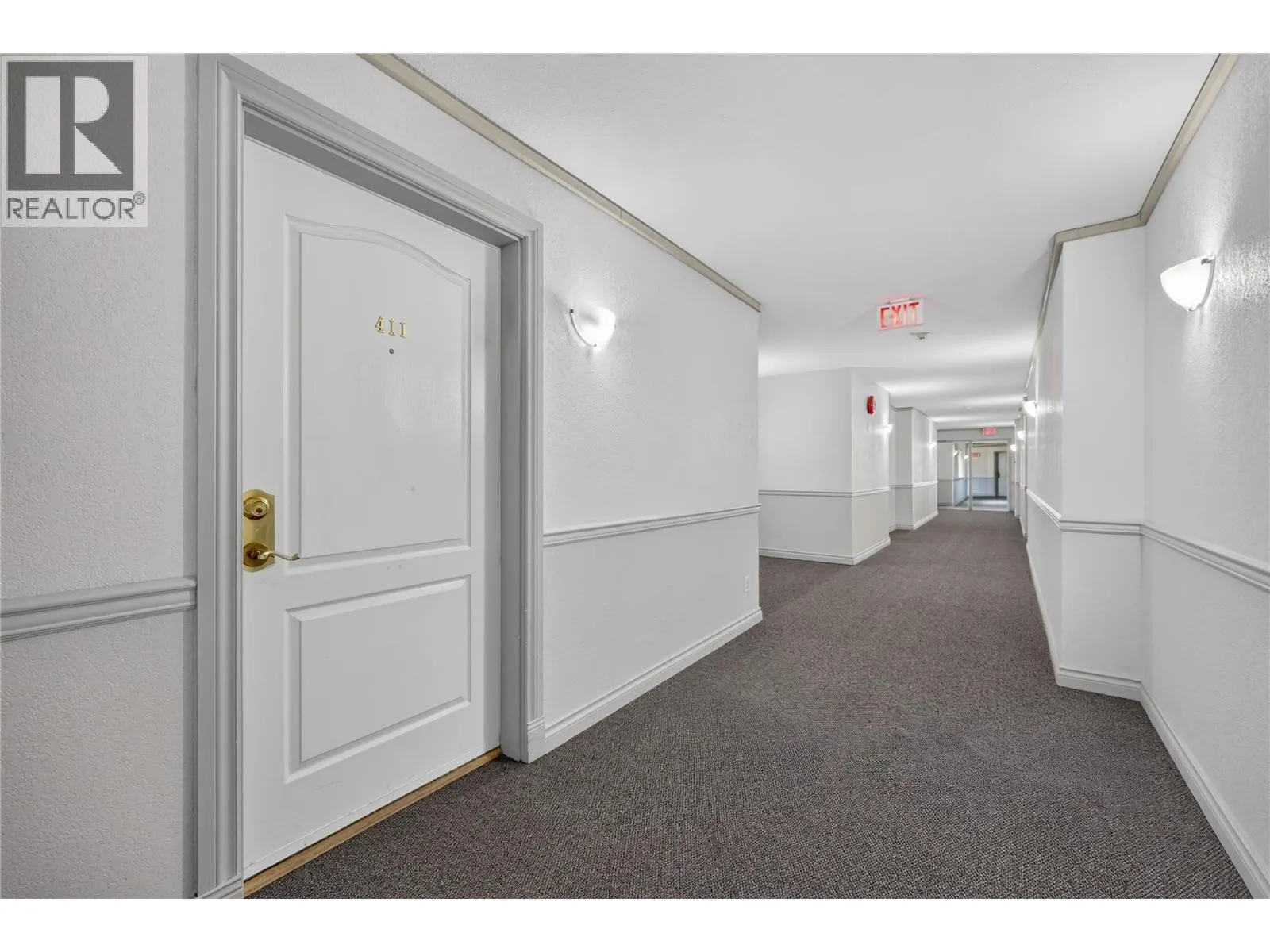 780 Houghton Road Unit# 411