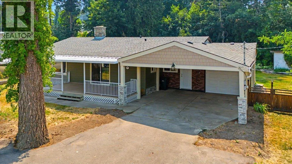 3585 Warner Avenue