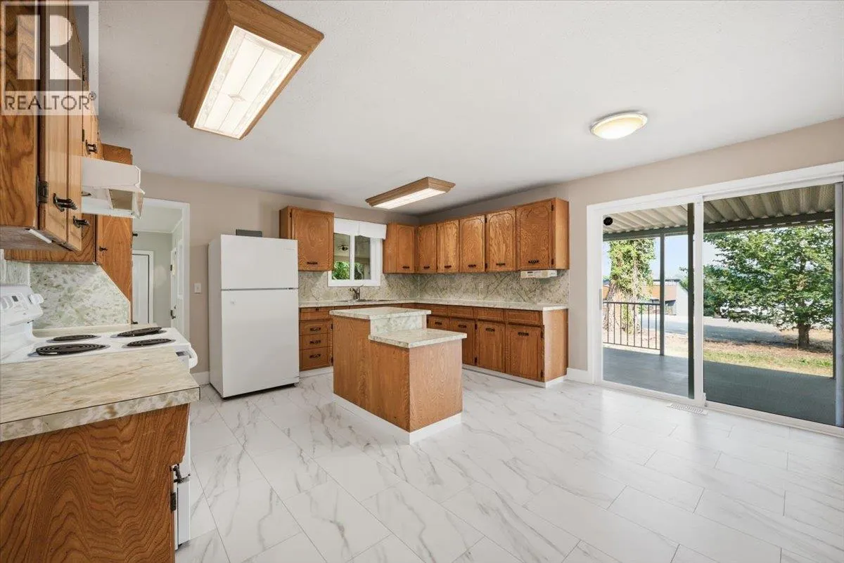 3585 Warner Avenue