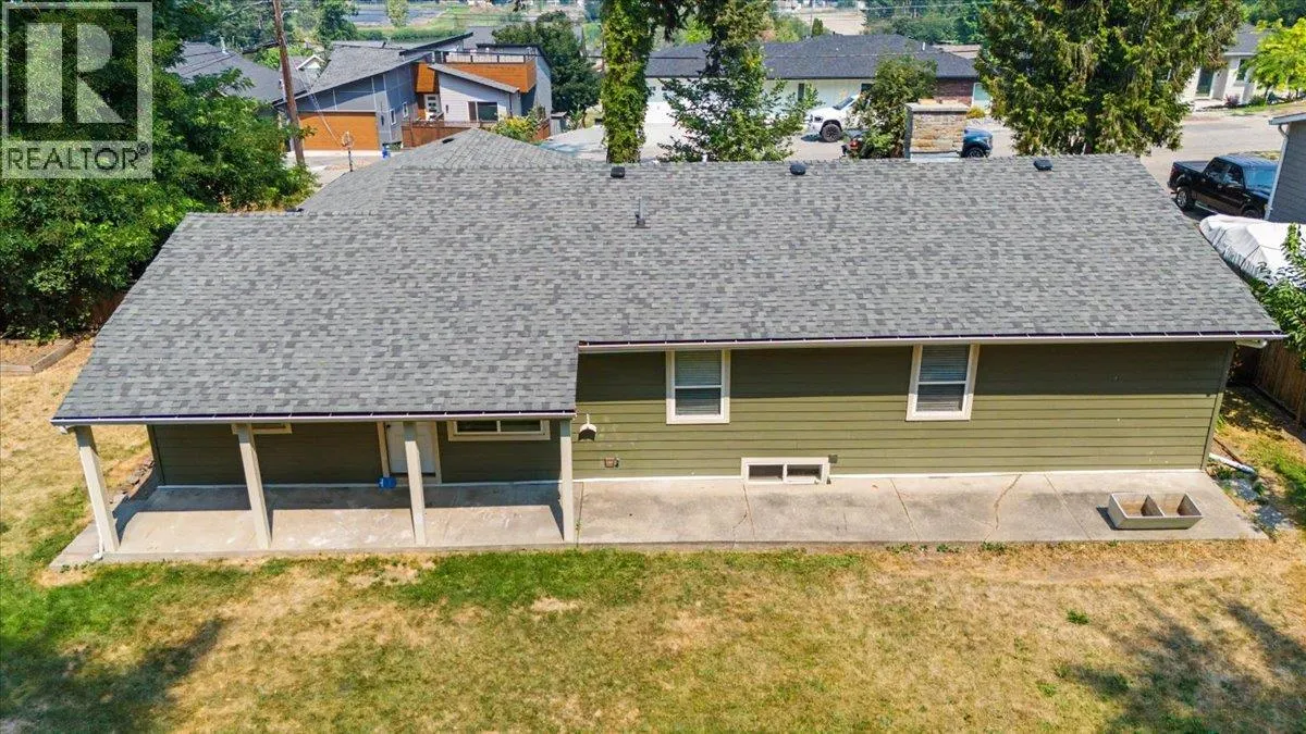 3585 Warner Avenue