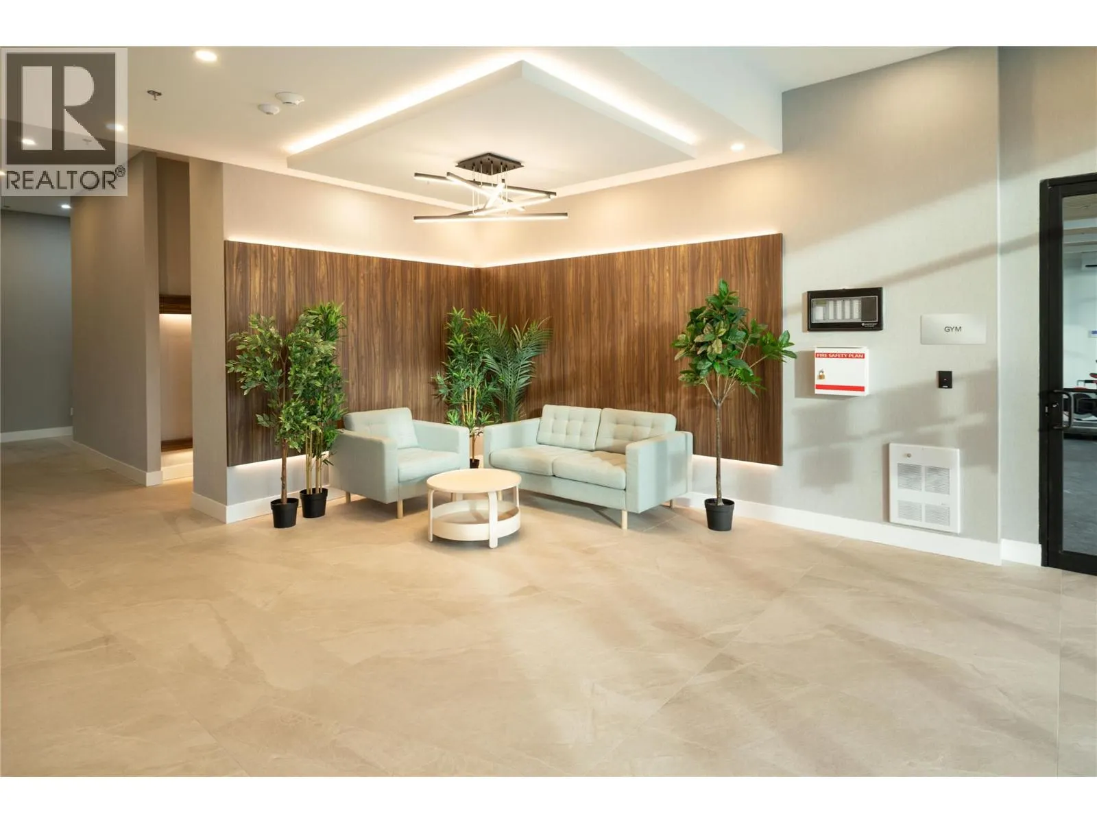1380 Pridham Avenue Unit# 201