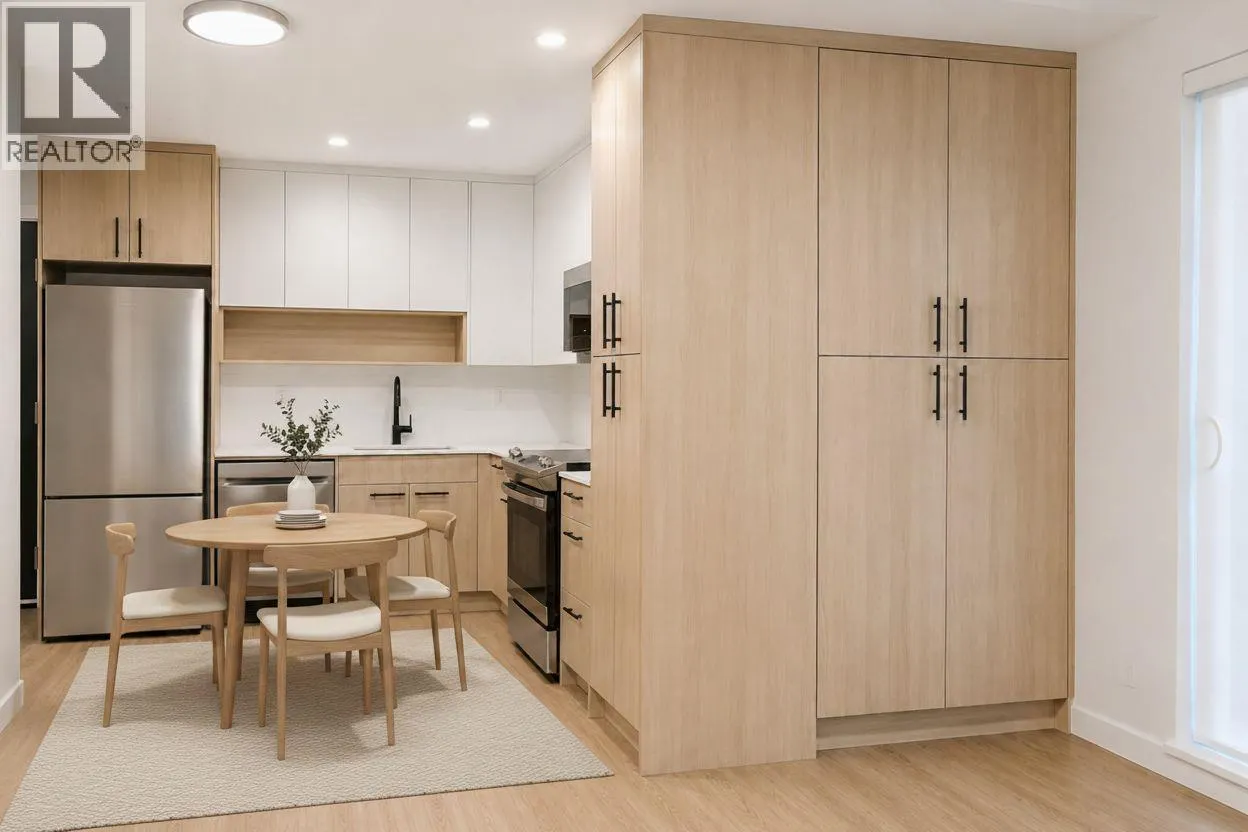 1380 Pridham Avenue Unit# 201