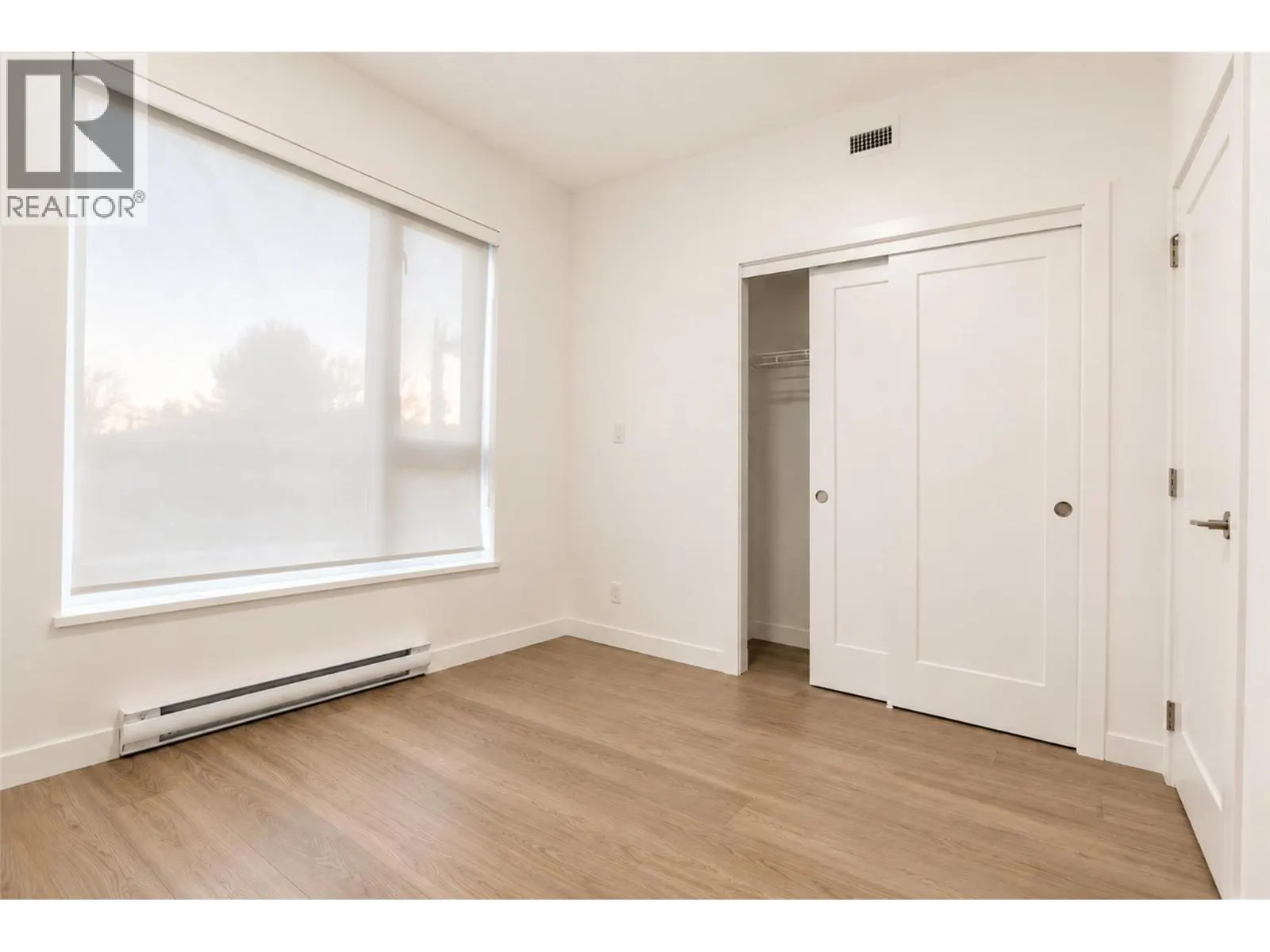 1380 Pridham Avenue Unit# 201