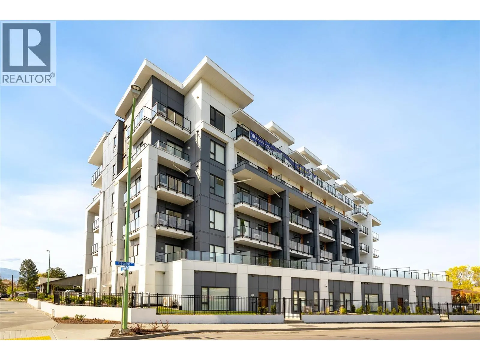 1380 Pridham Avenue Unit# 201