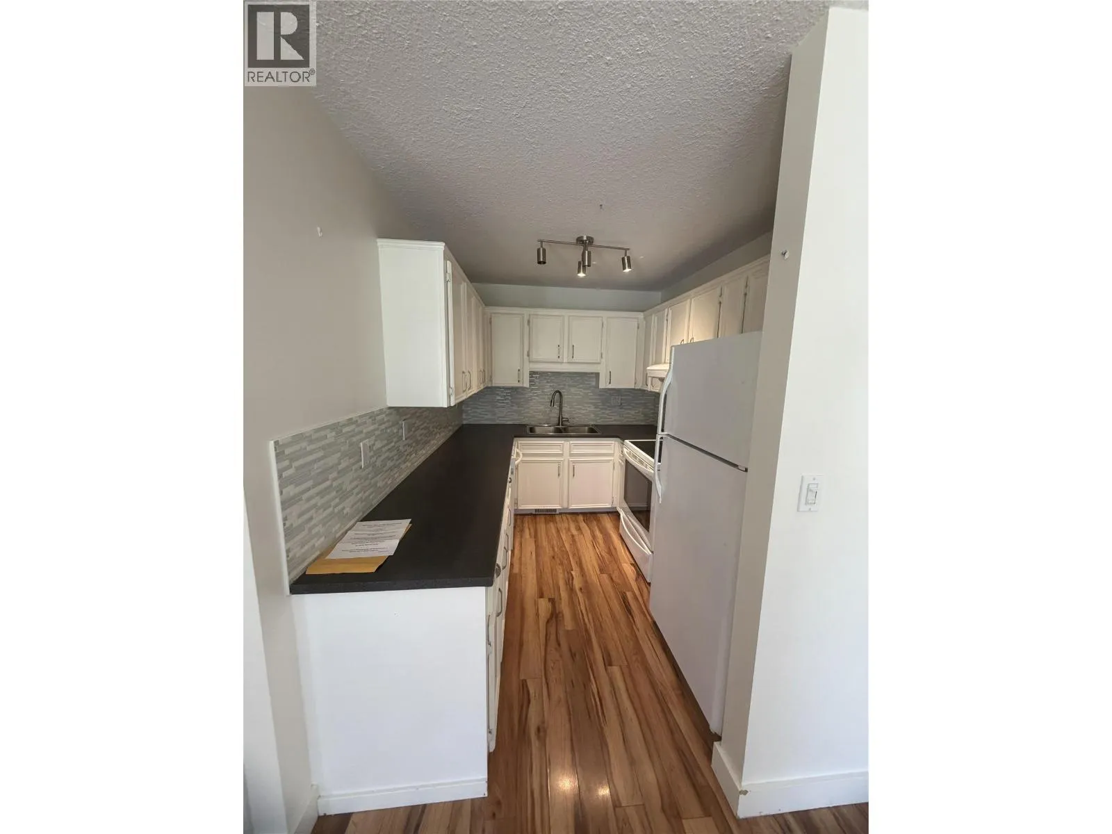 3155 Gordon Drive Unit# 304