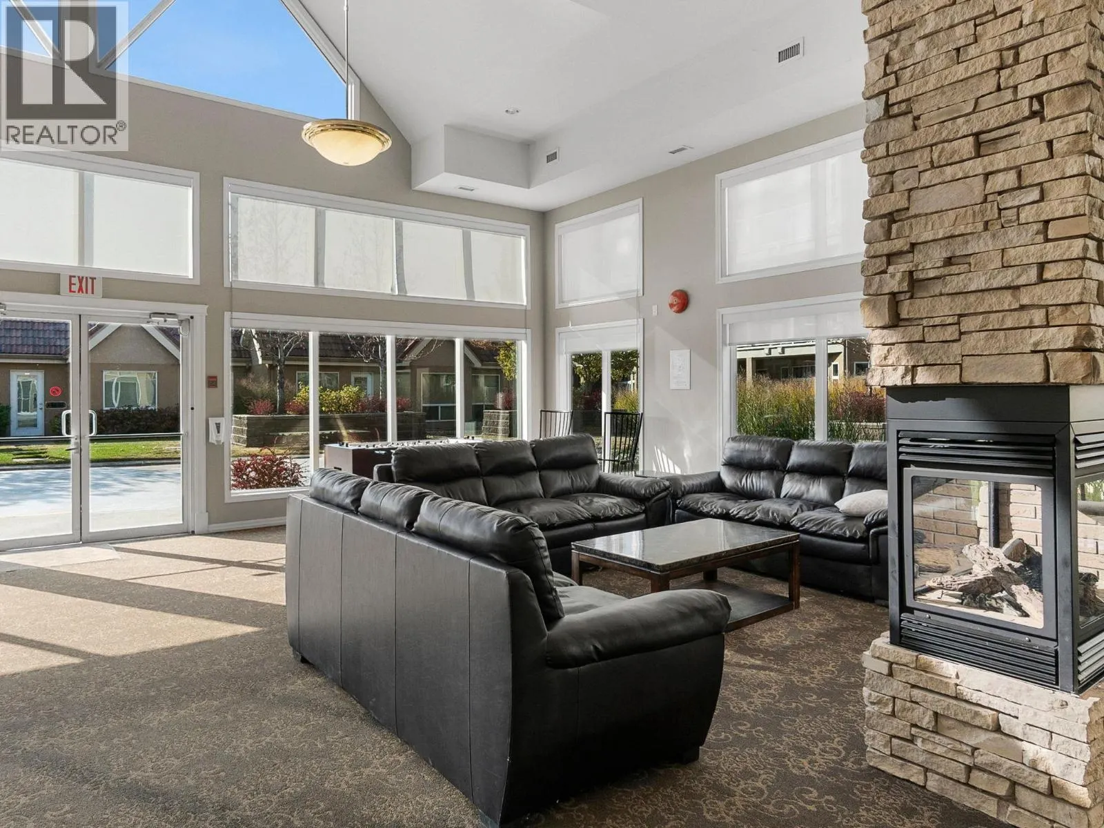 1088 Sunset Drive Unit# 242